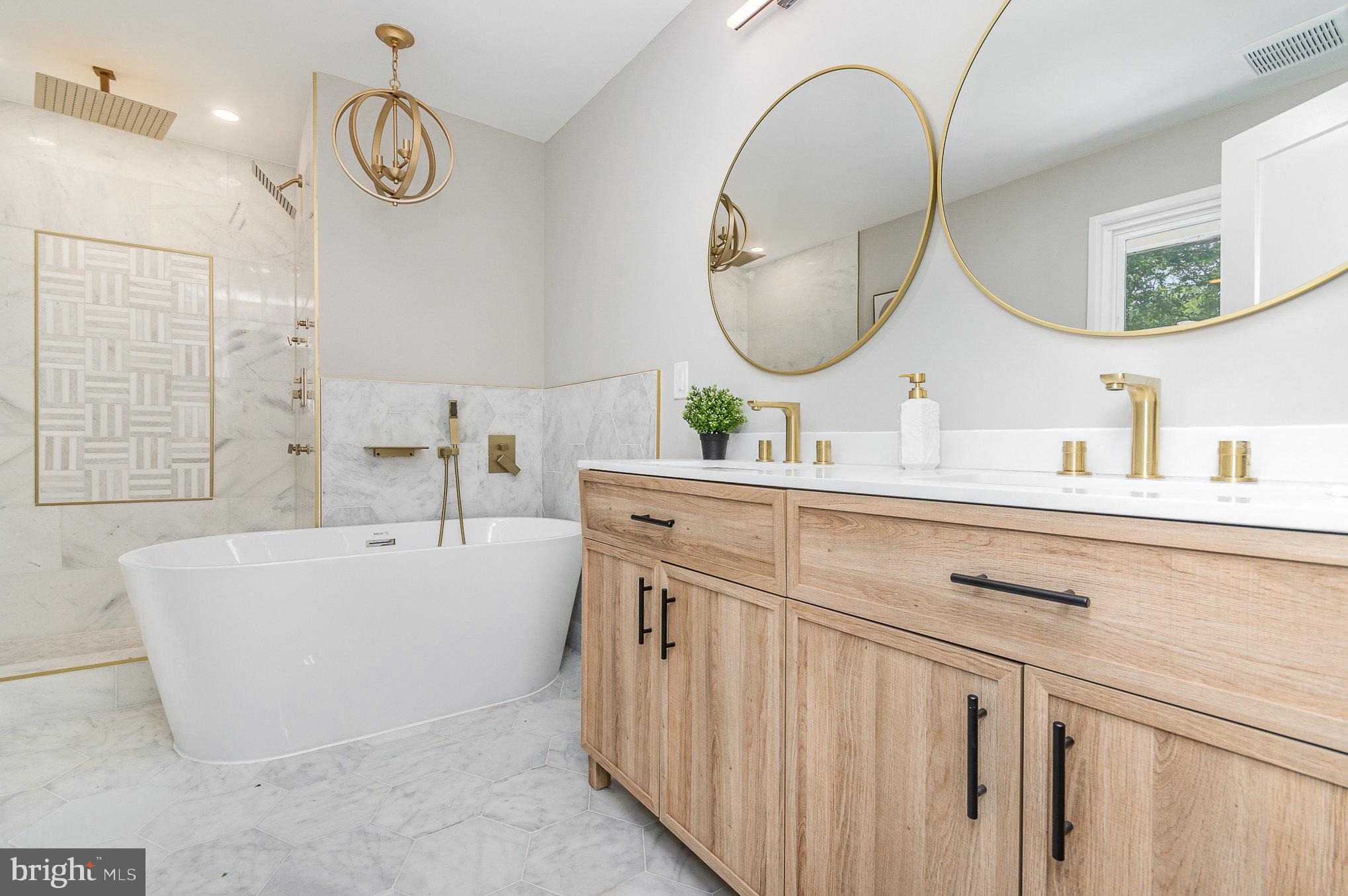 MANTUA HILLS - Residential