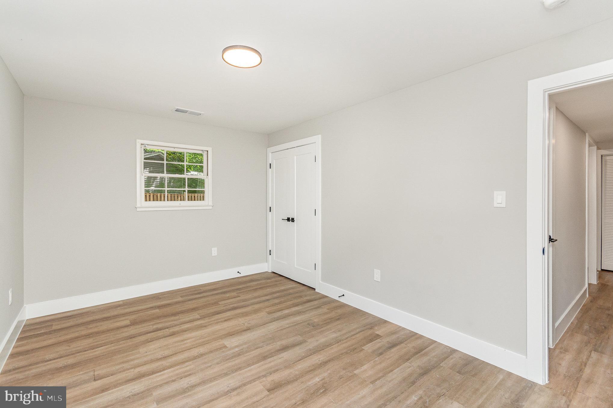 MANTUA HILLS - Residential