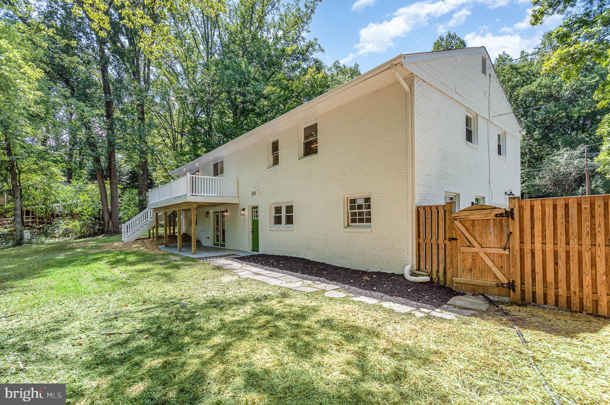 MANTUA HILLS - Residential