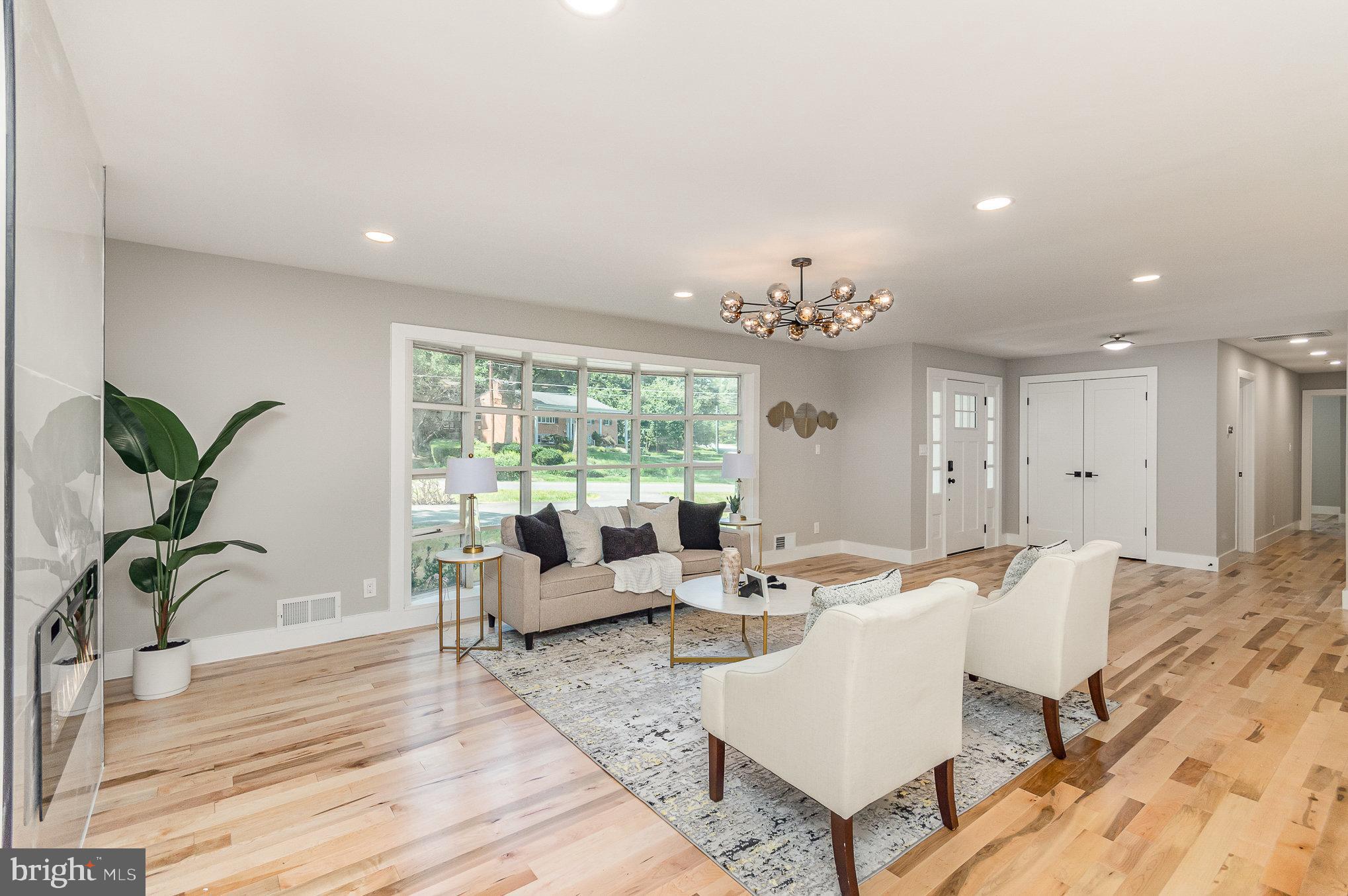 MANTUA HILLS - Residential