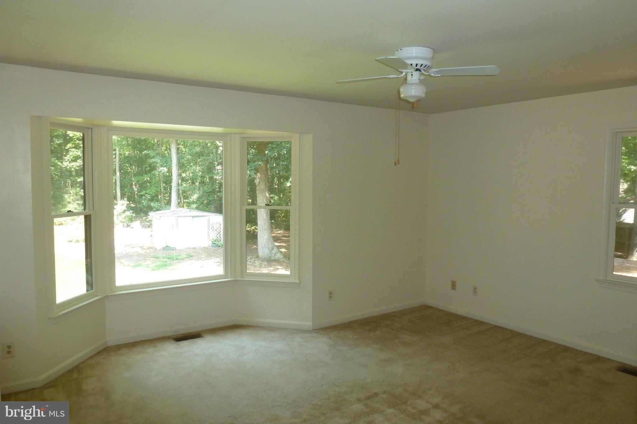 LEAVELLS CROSSING - Residential