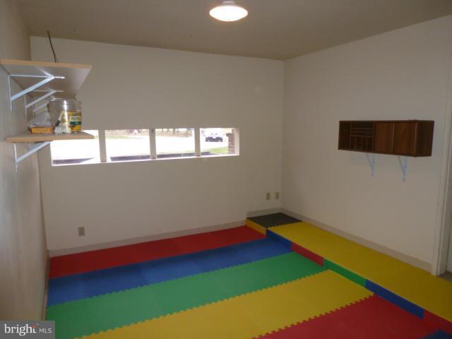 LEAVELLS CROSSING - Residential