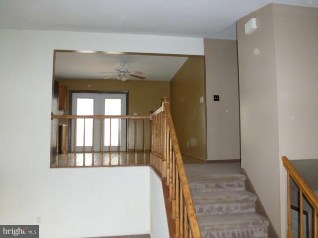 LEAVELLS CROSSING - Residential