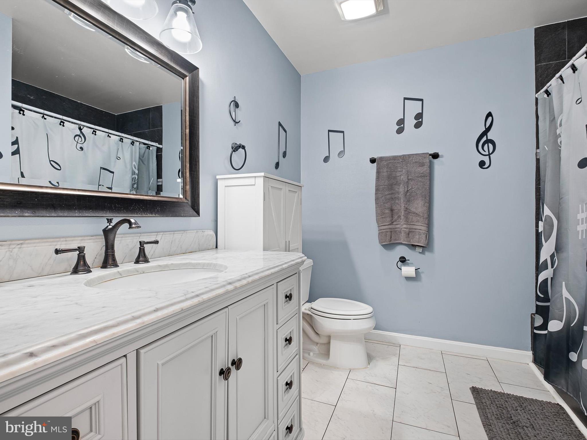 AMBER RIDGE - Residential