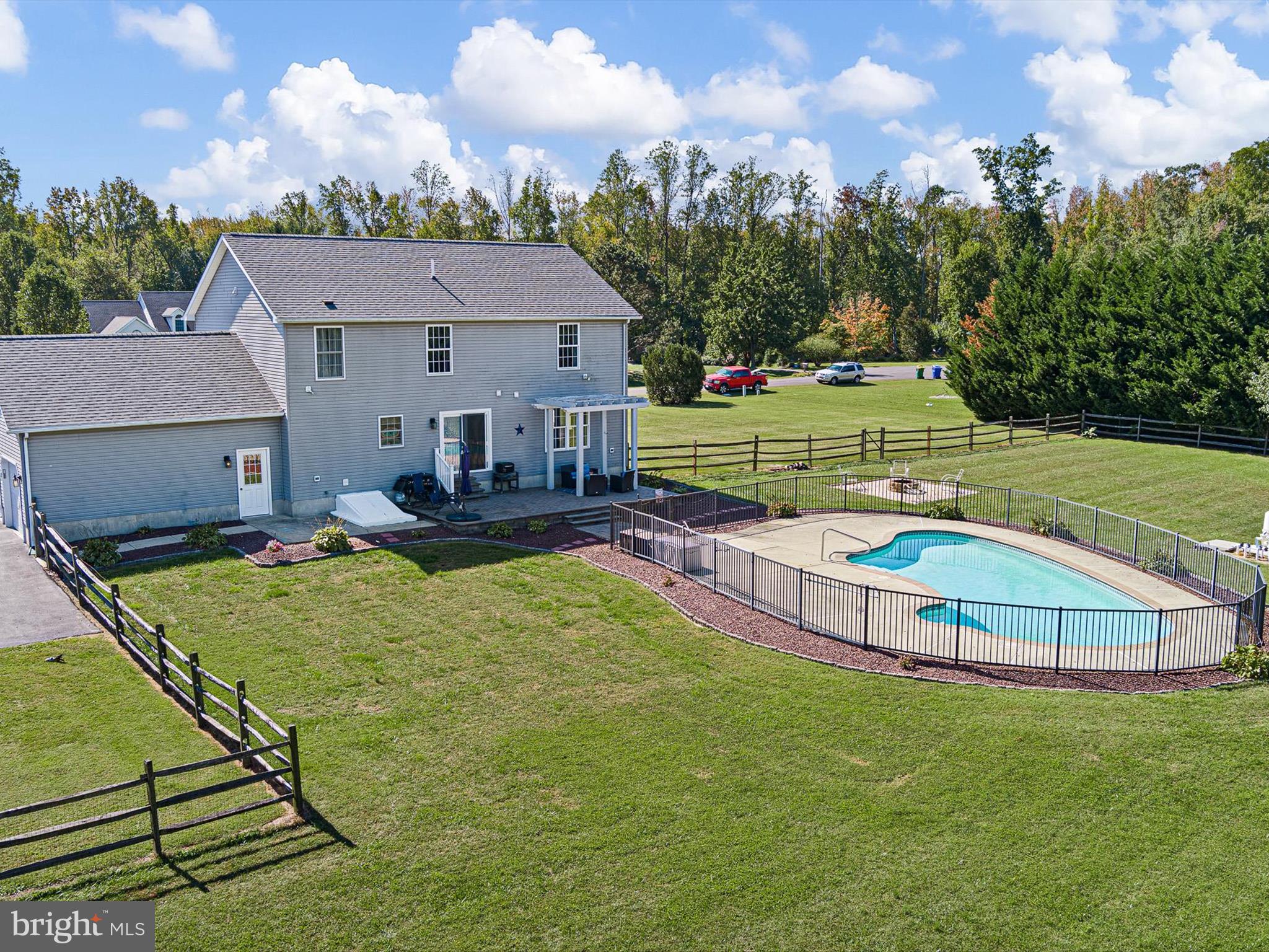 AMBER RIDGE - Residential