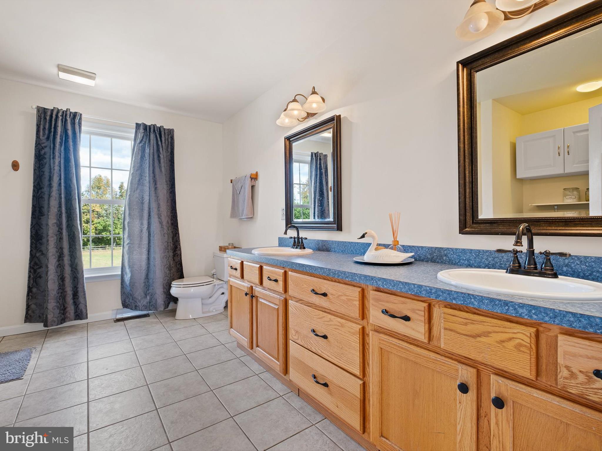 AMBER RIDGE - Residential