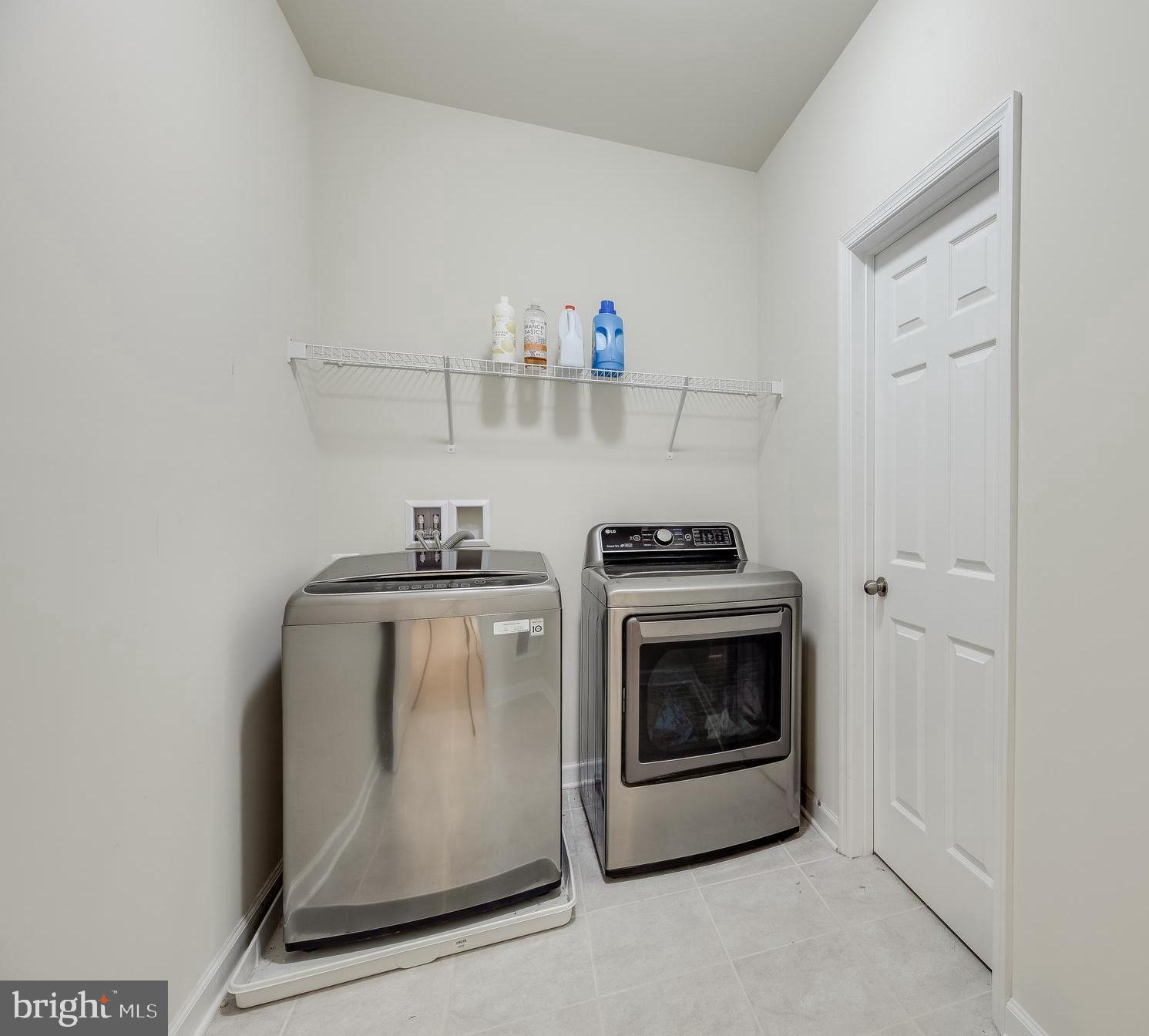 CLINTON - Residential