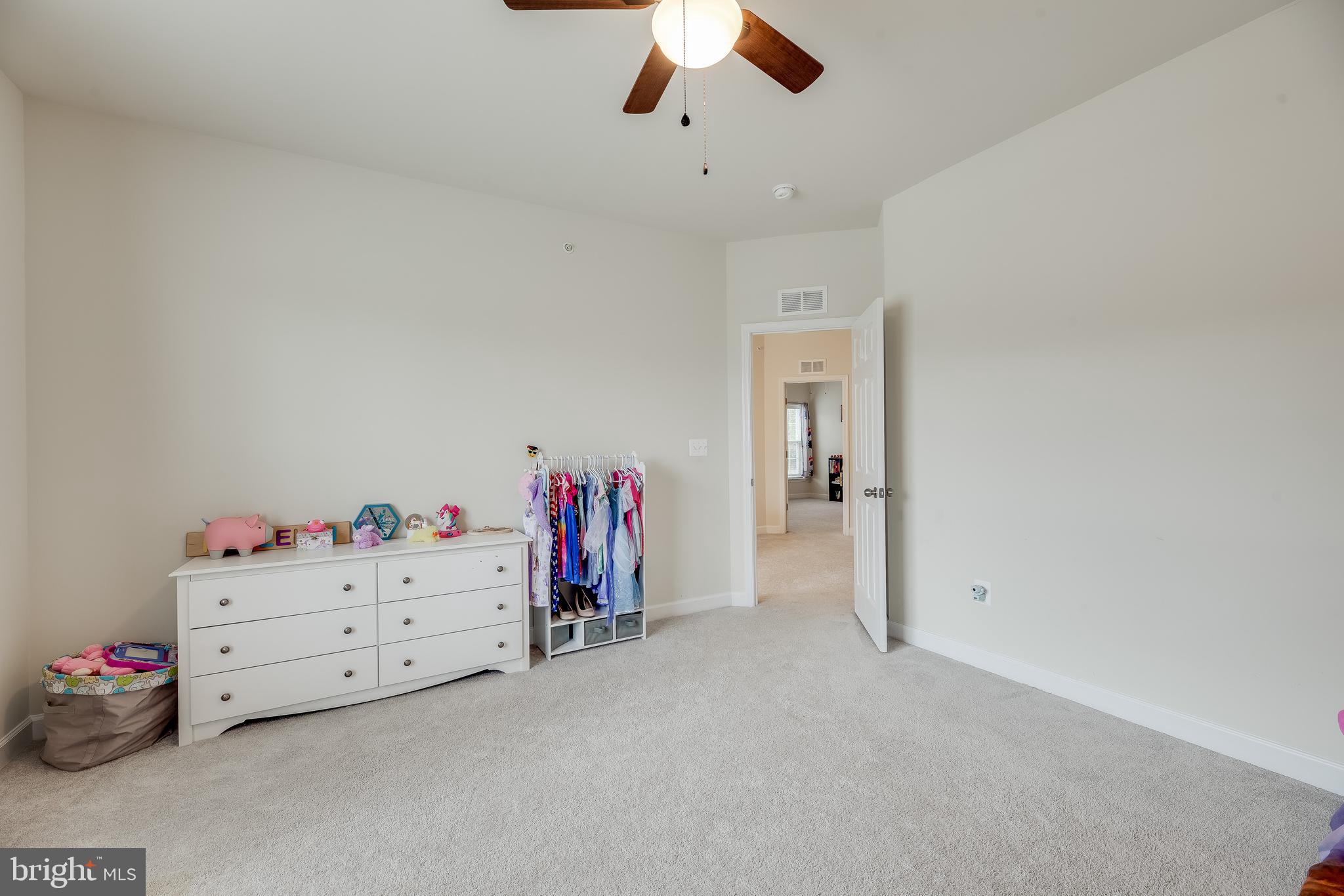 CLINTON - Residential