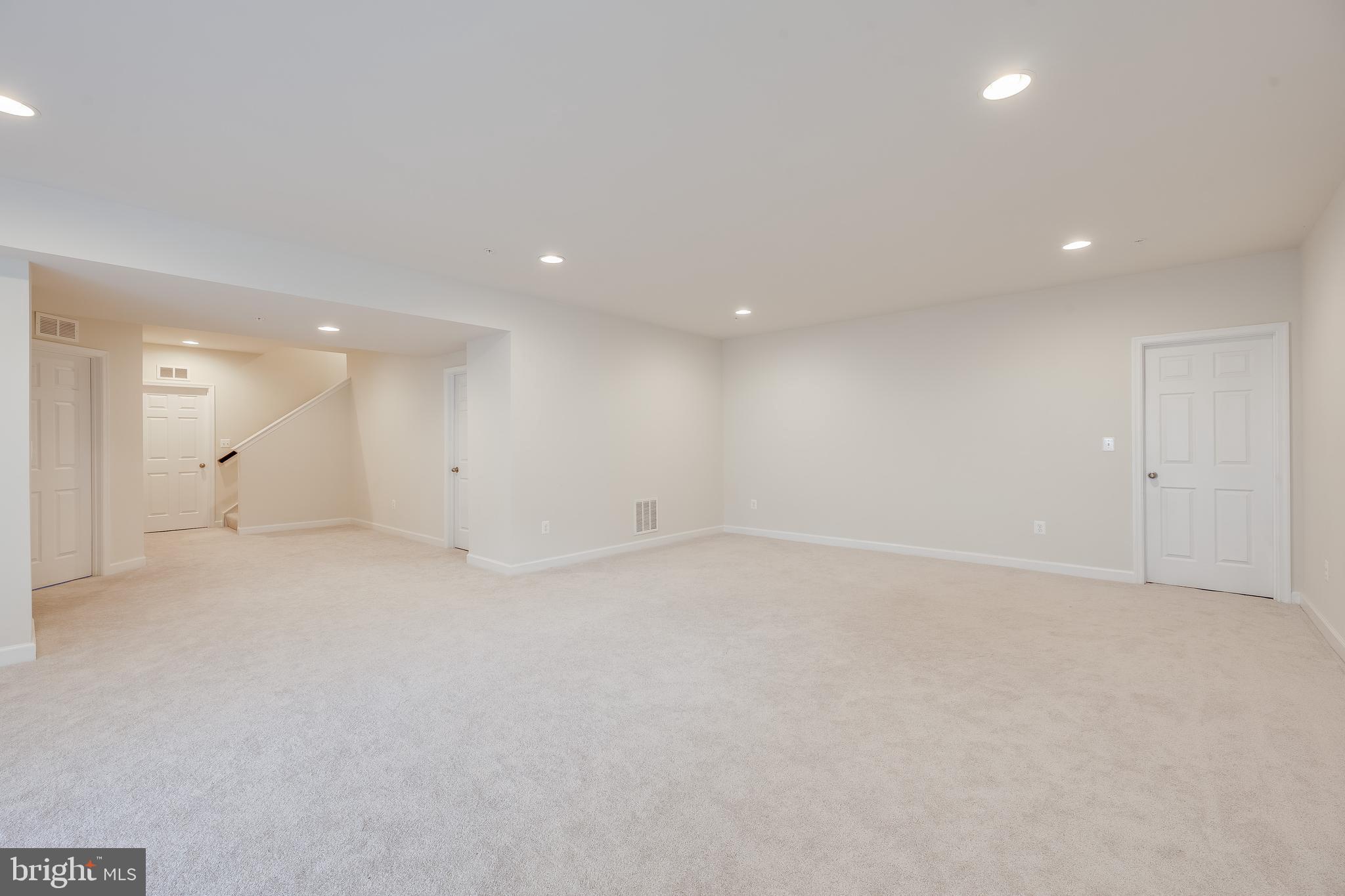 CLINTON - Residential