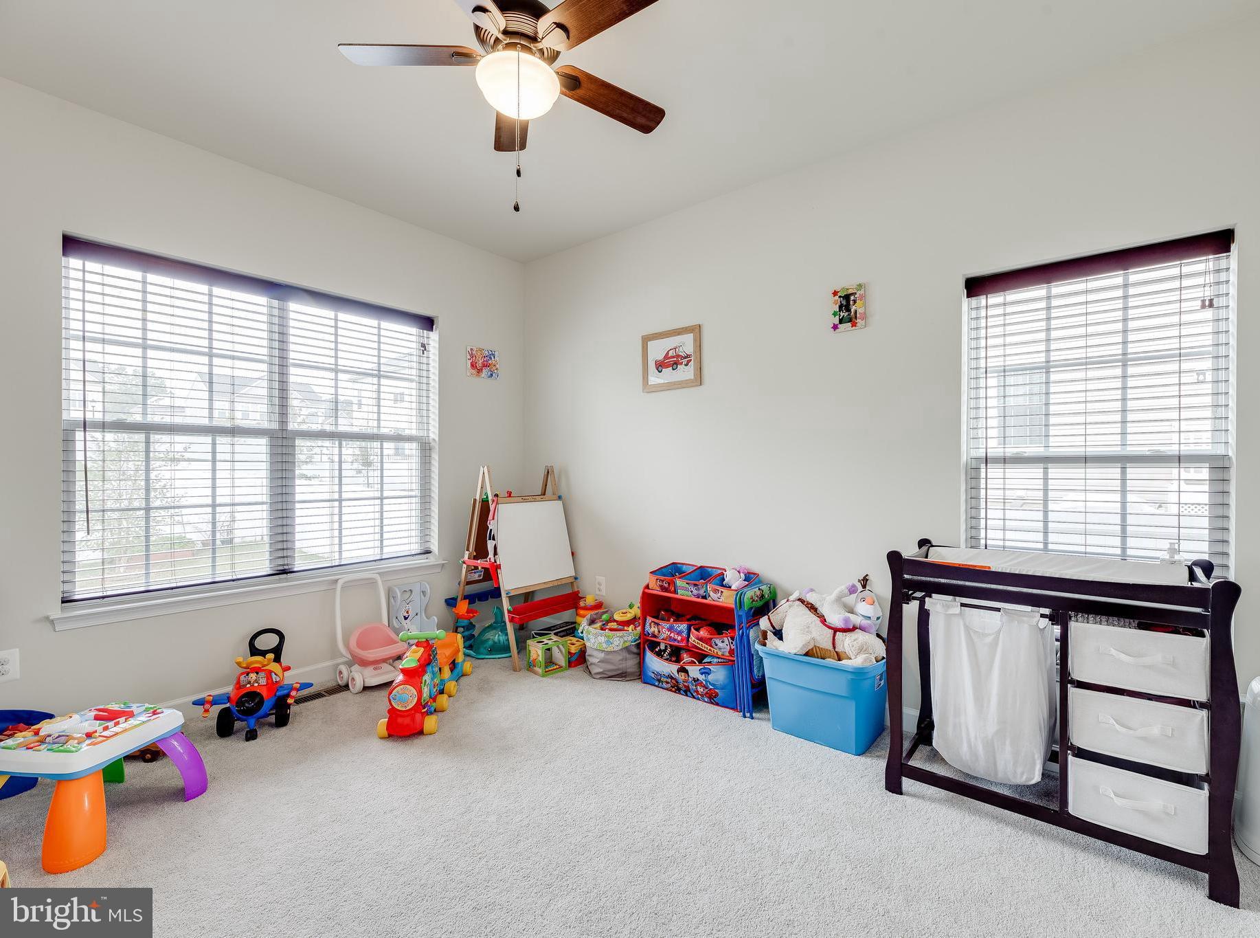 CLINTON - Residential