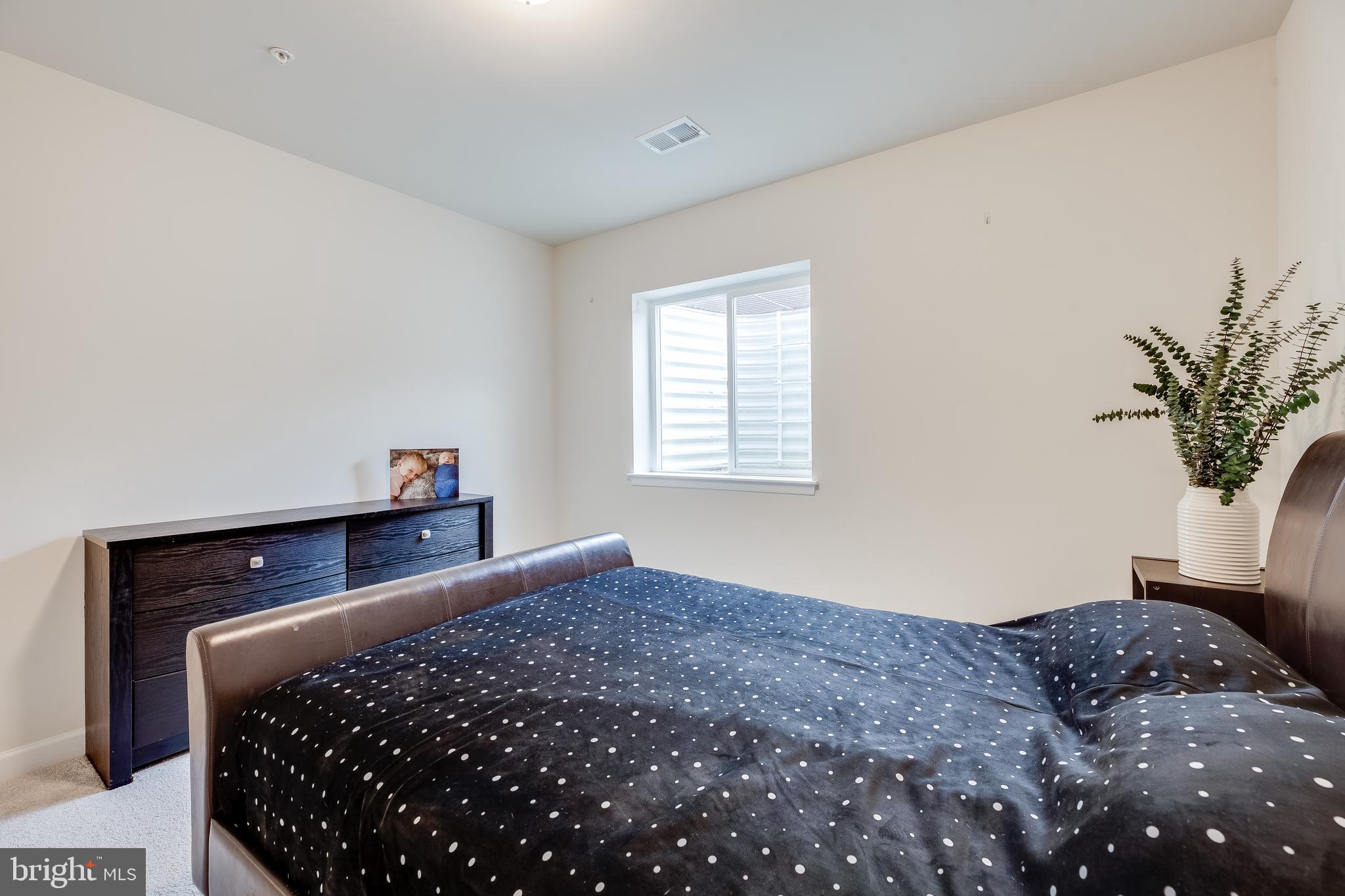 CLINTON - Residential