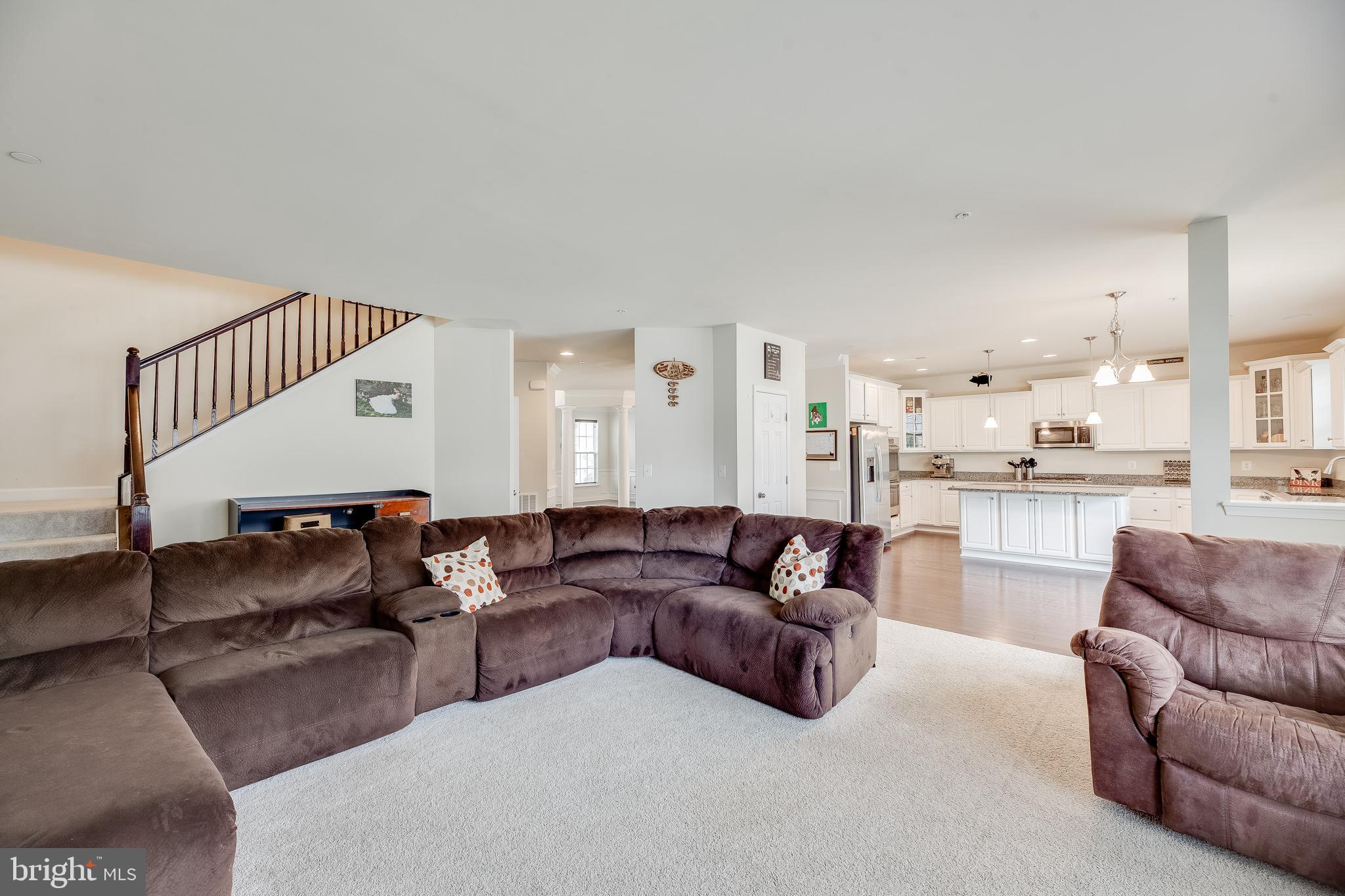 CLINTON - Residential