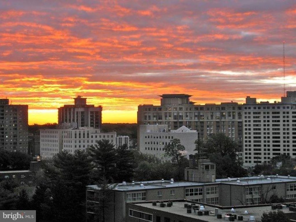 Photo of 8315 Brook Lane #2-902, BETHESDA, MD 20814 (MLS # MDMC2204806)
