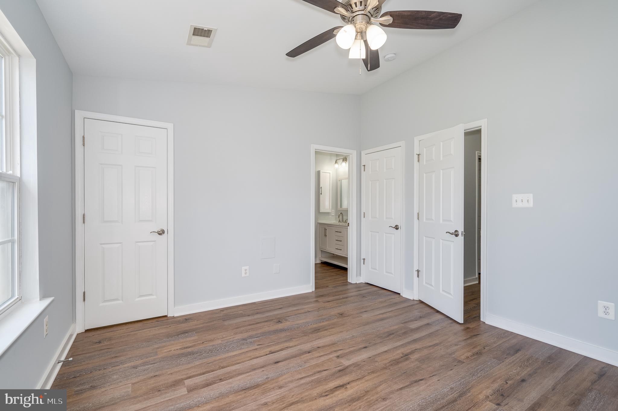 LAKELAND PLACE - Residential Lease