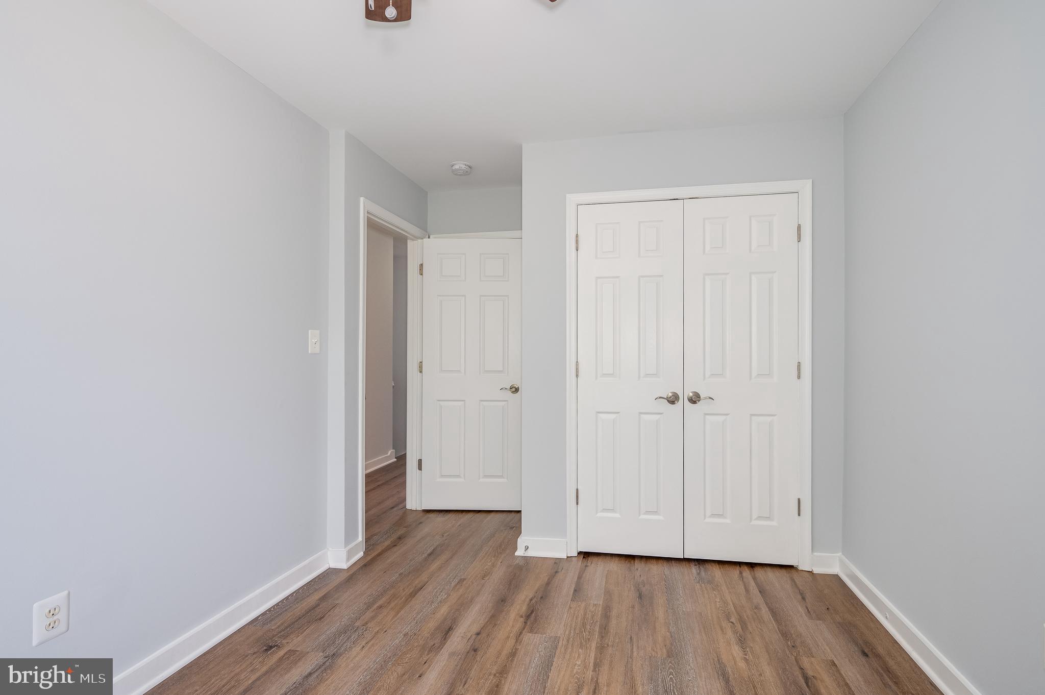 LAKELAND PLACE - Residential Lease