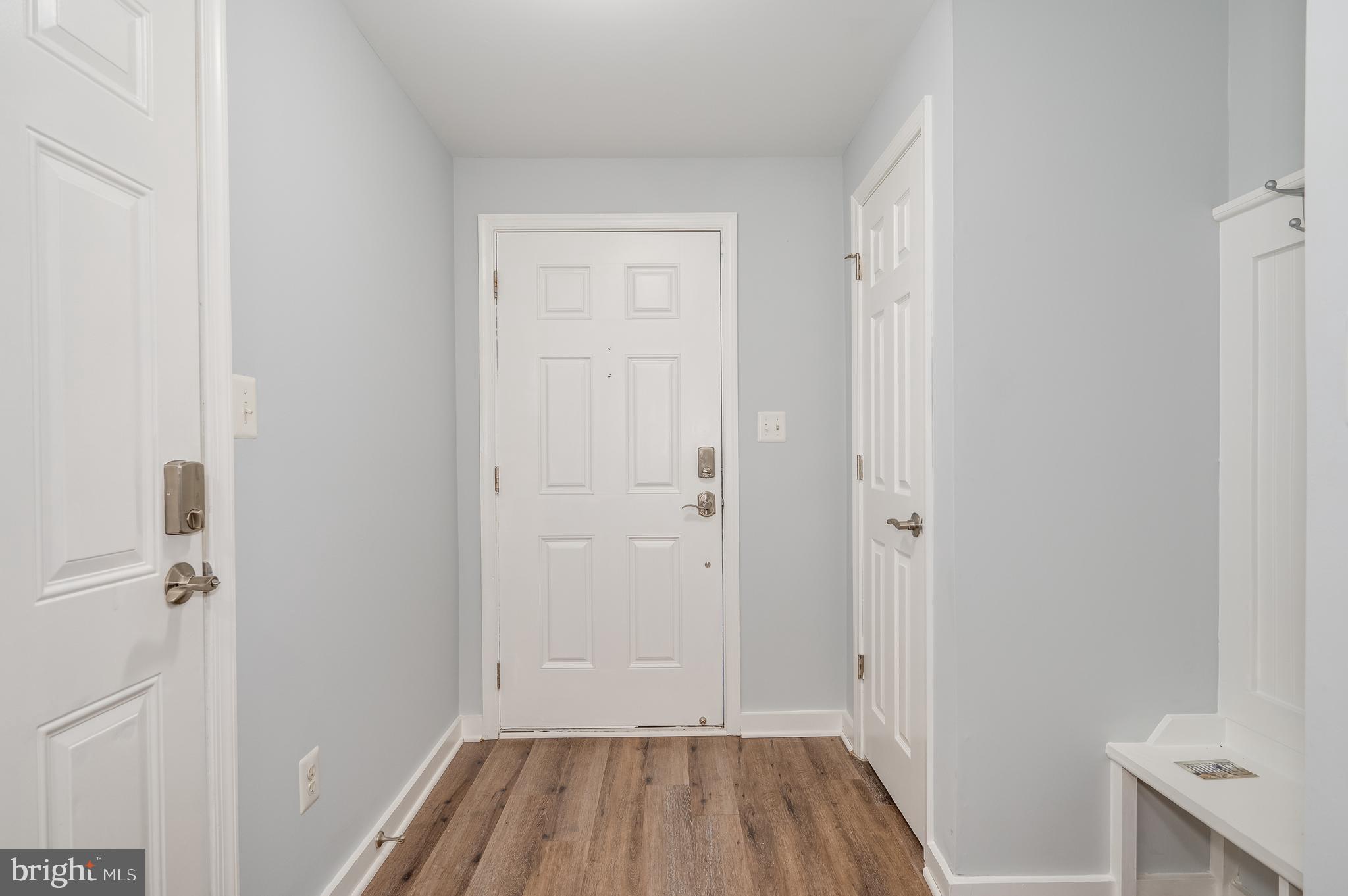 LAKELAND PLACE - Residential Lease