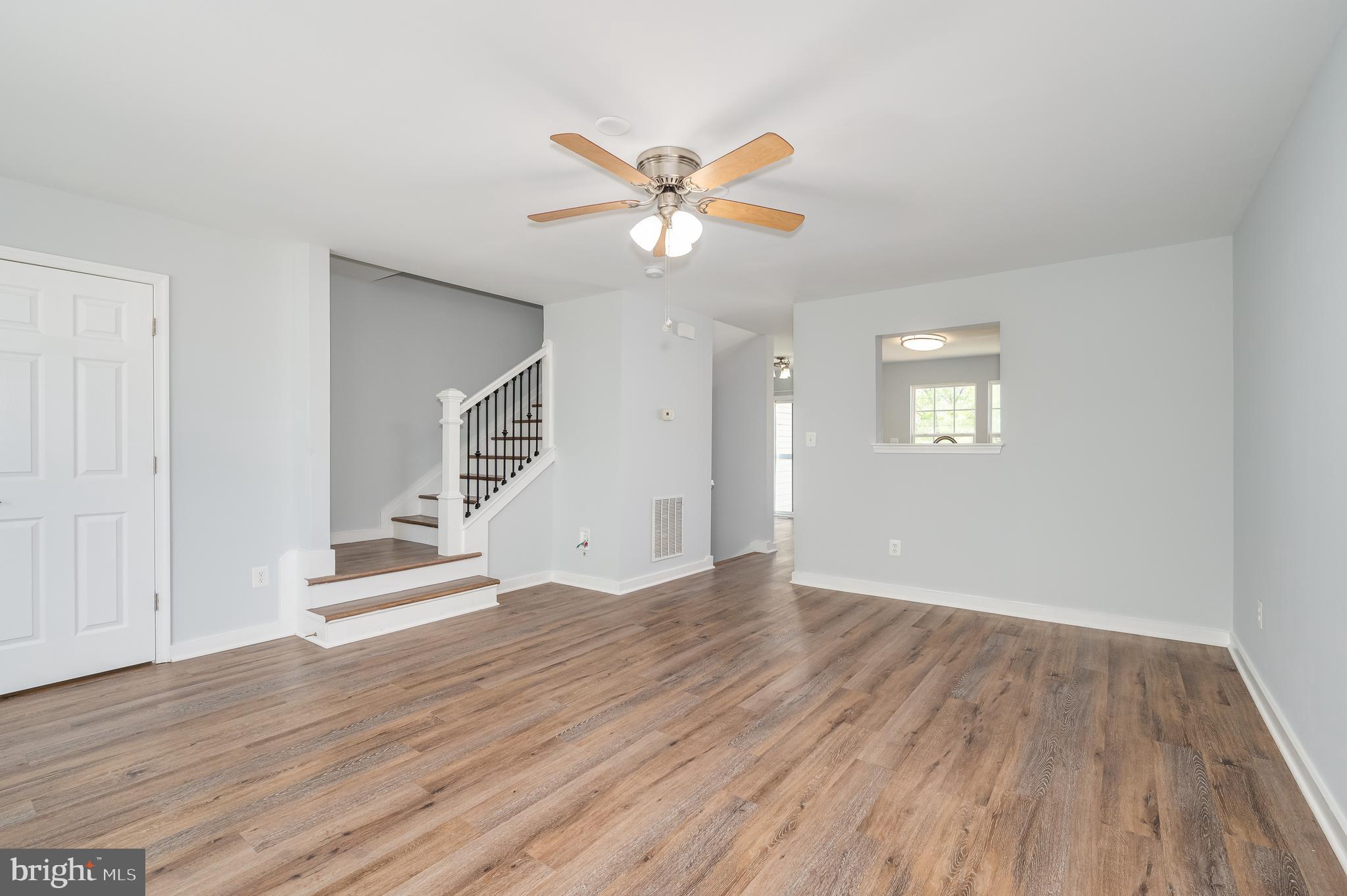 LAKELAND PLACE - Residential Lease