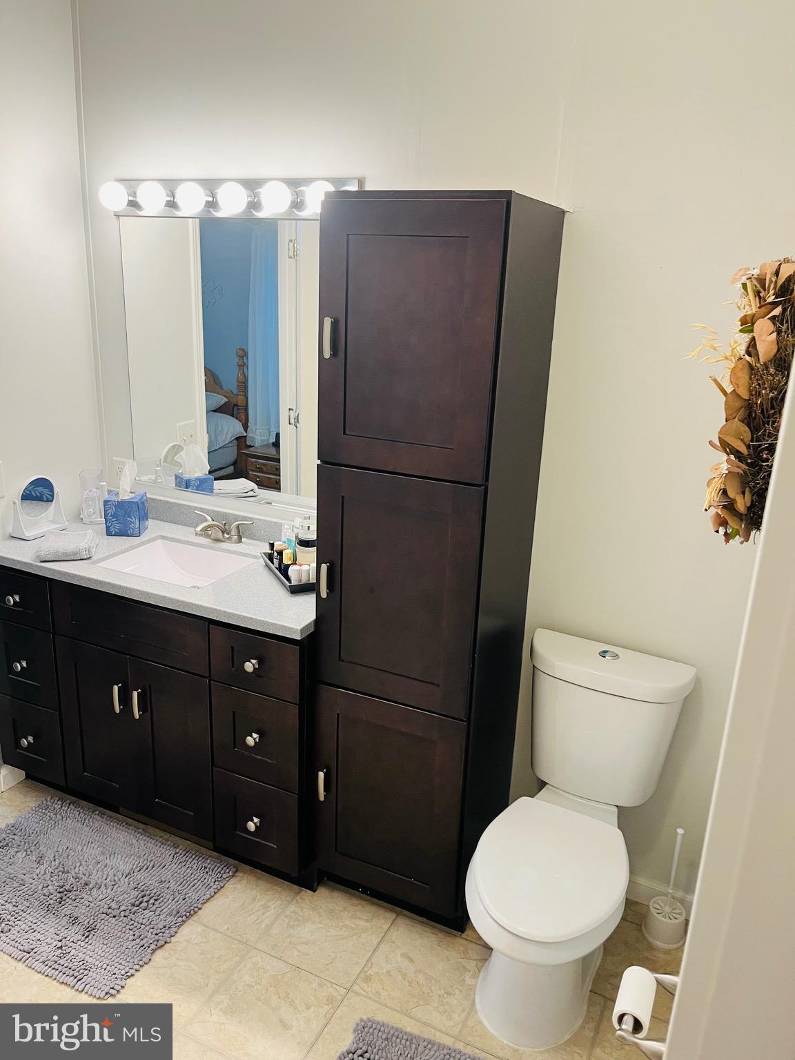 INDIAN CREEK VILLAGE - Residential