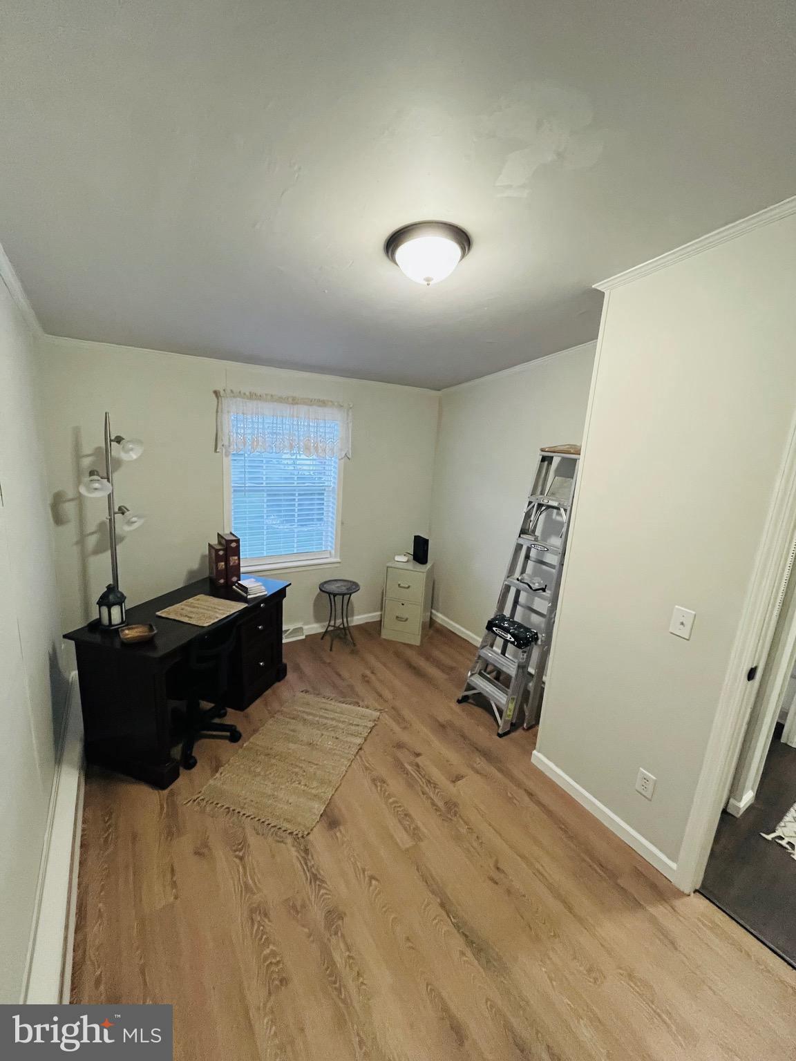 INDIAN CREEK VILLAGE - Residential