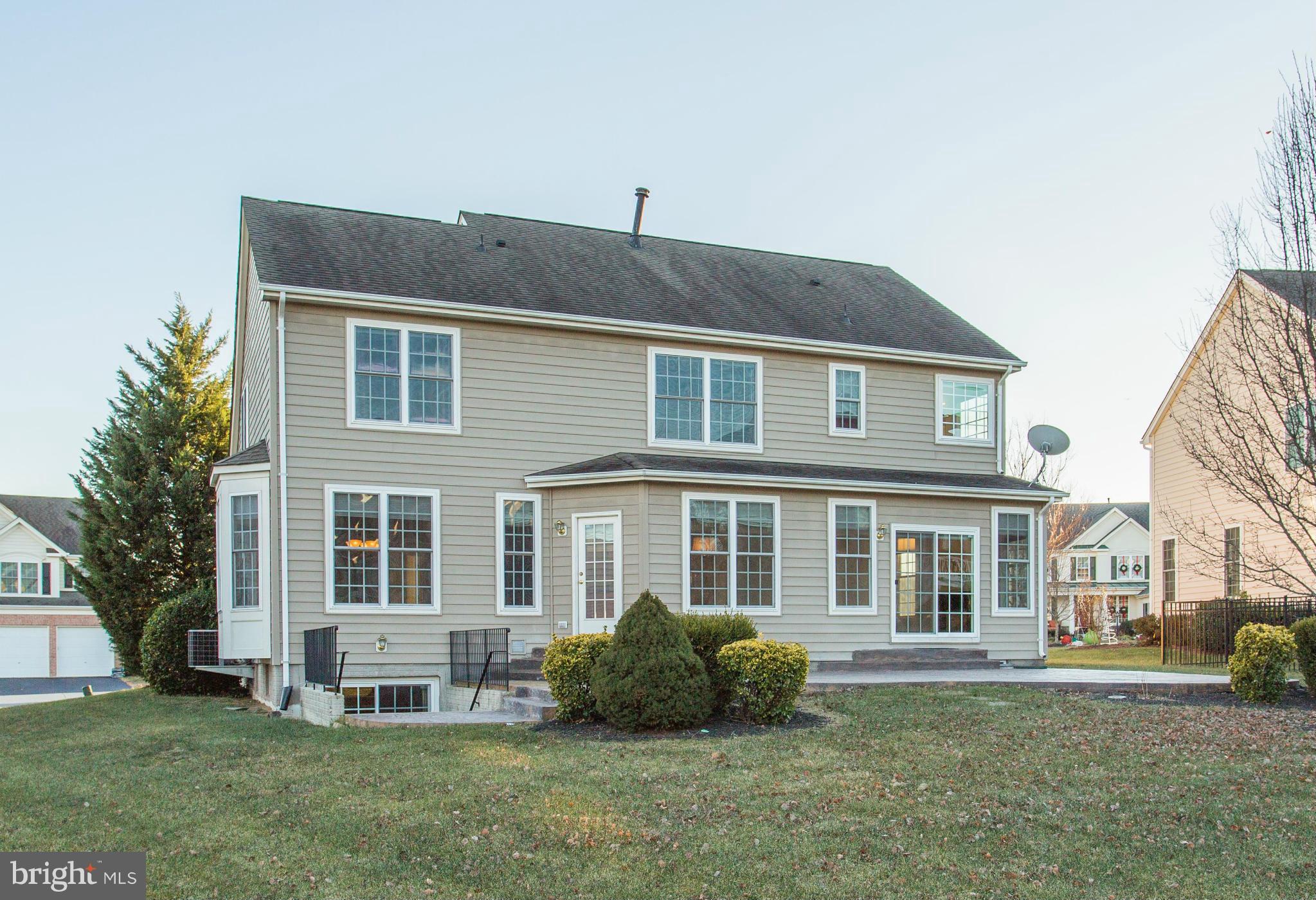 PEMBROOKE - Residential Lease