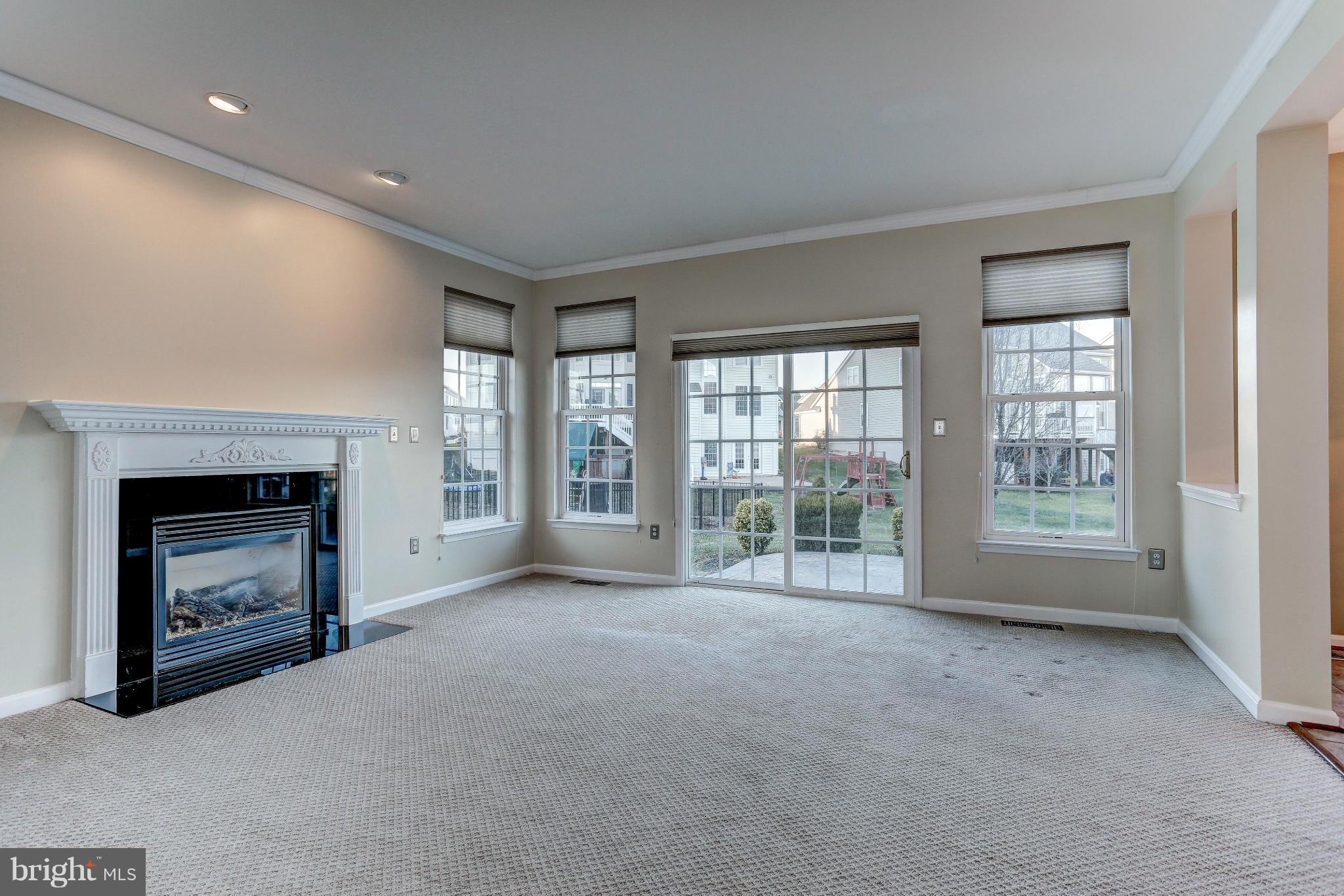 PEMBROOKE - Residential Lease