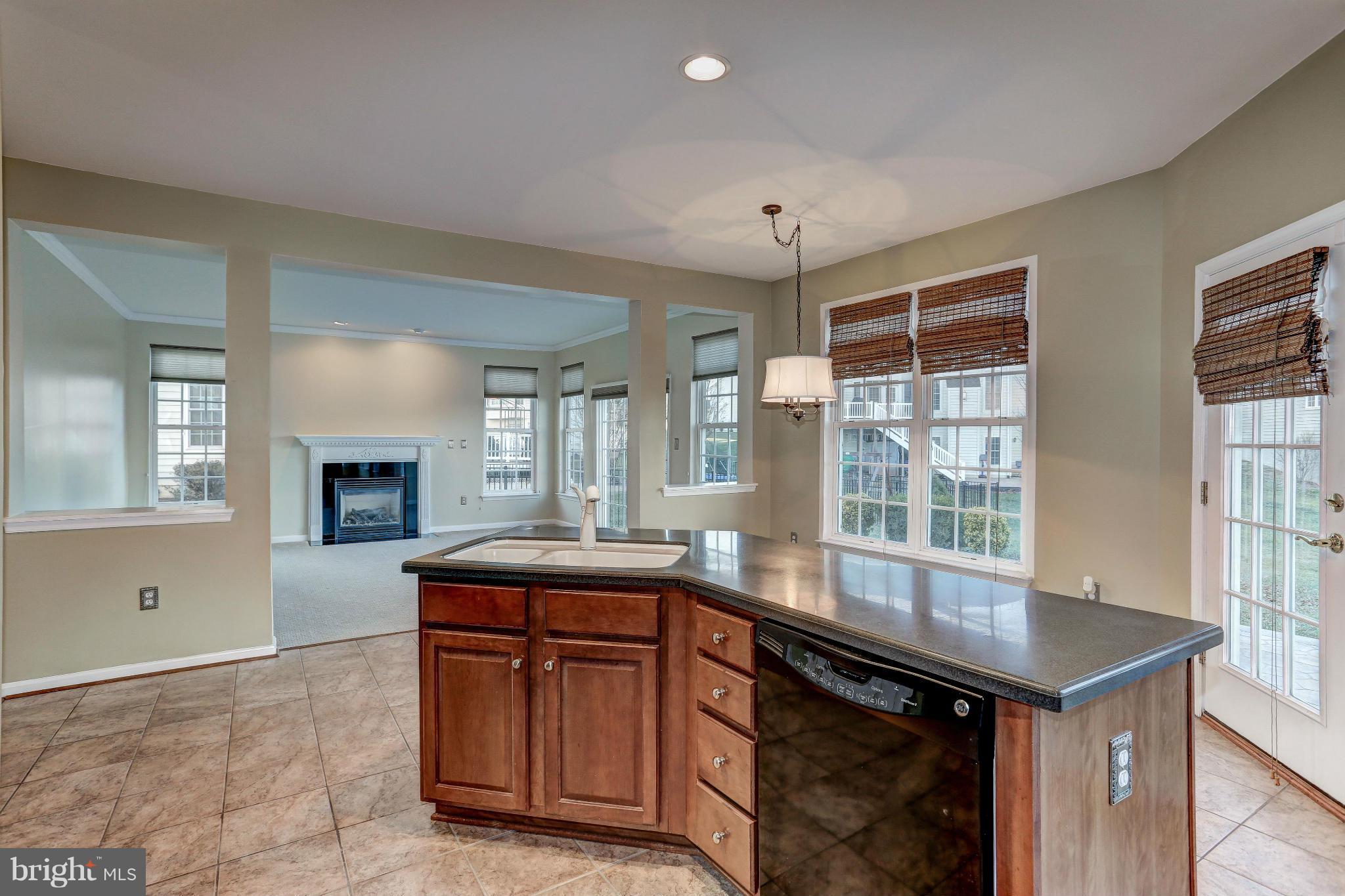 PEMBROOKE - Residential Lease