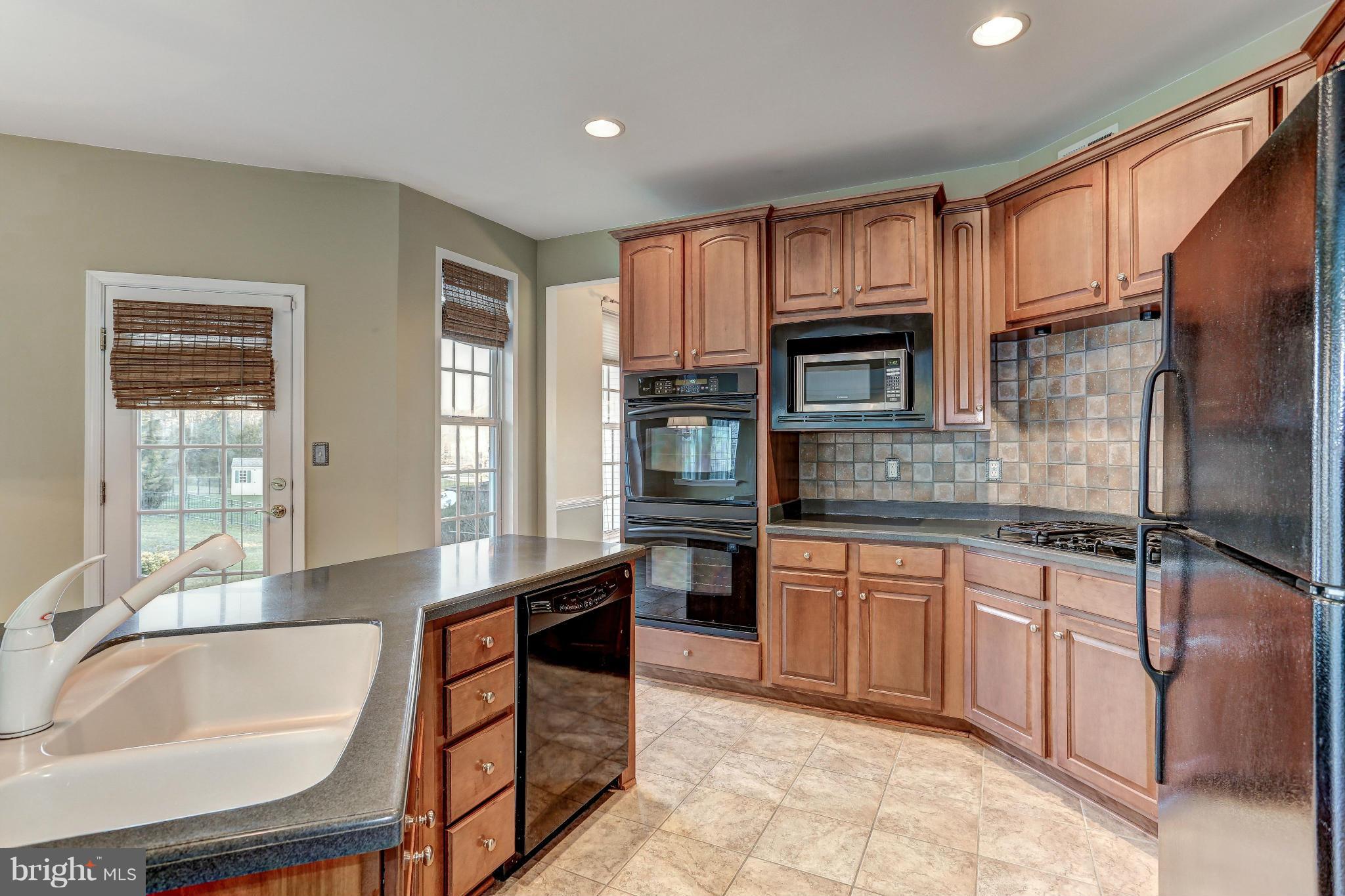 PEMBROOKE - Residential Lease