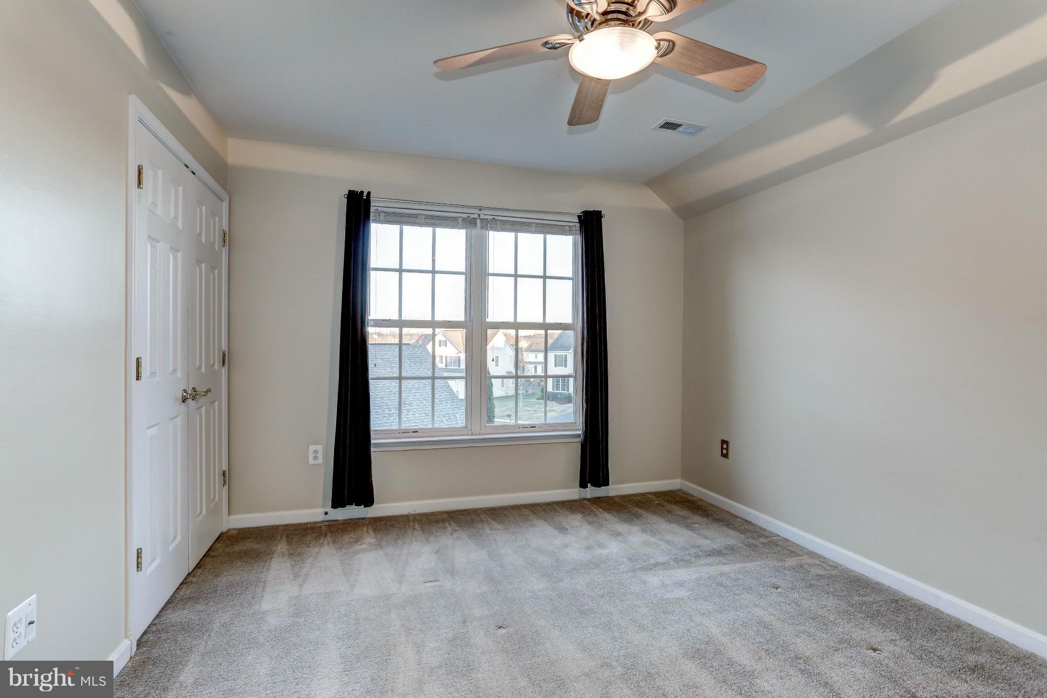 PEMBROOKE - Residential Lease