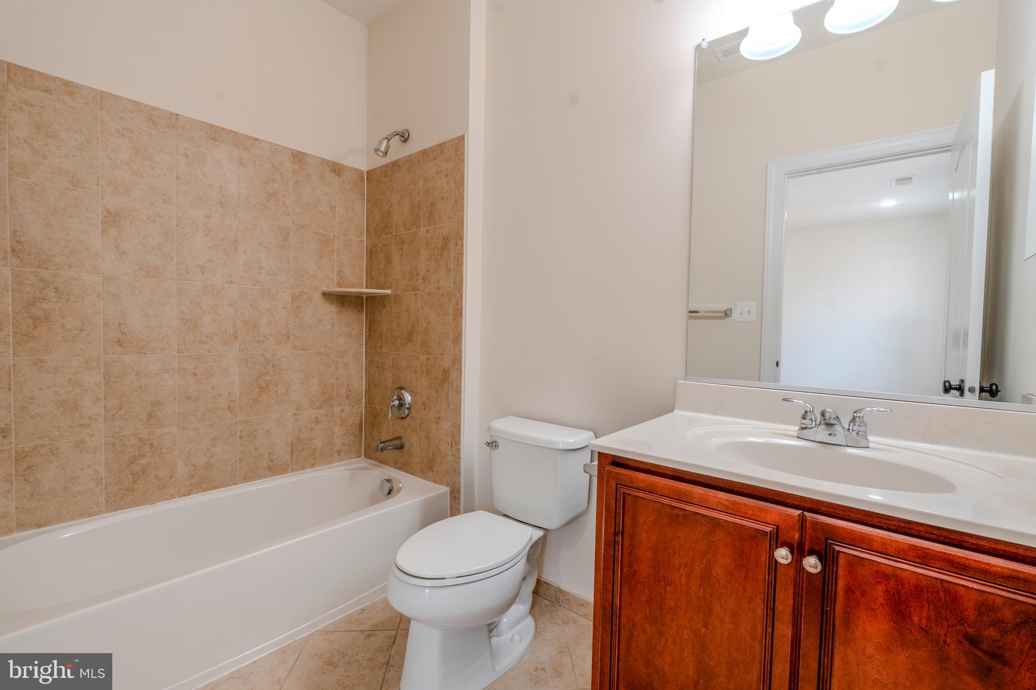 PIEDMONT CROSSING - Residential