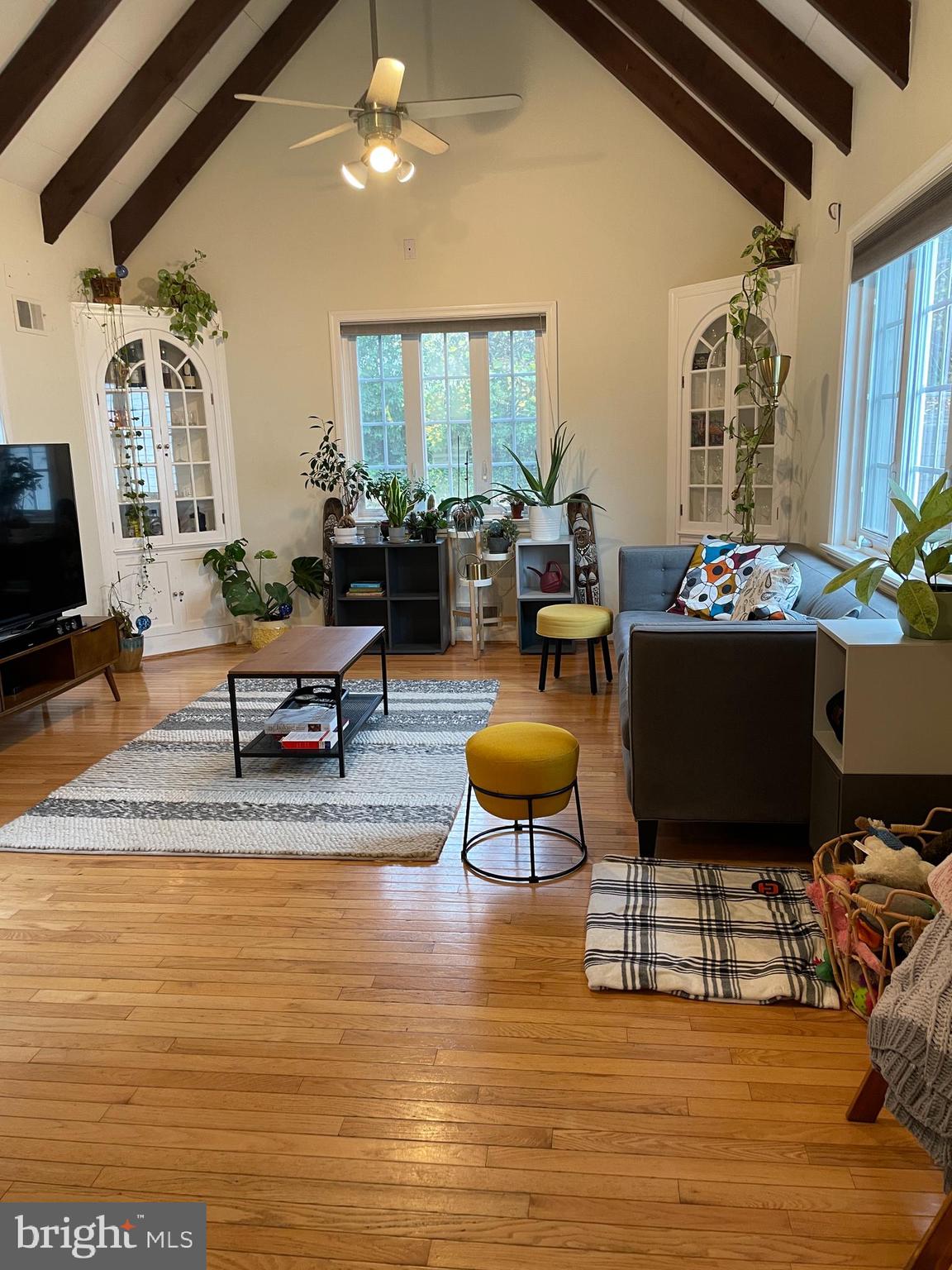 PARKWOOD - Residential Lease