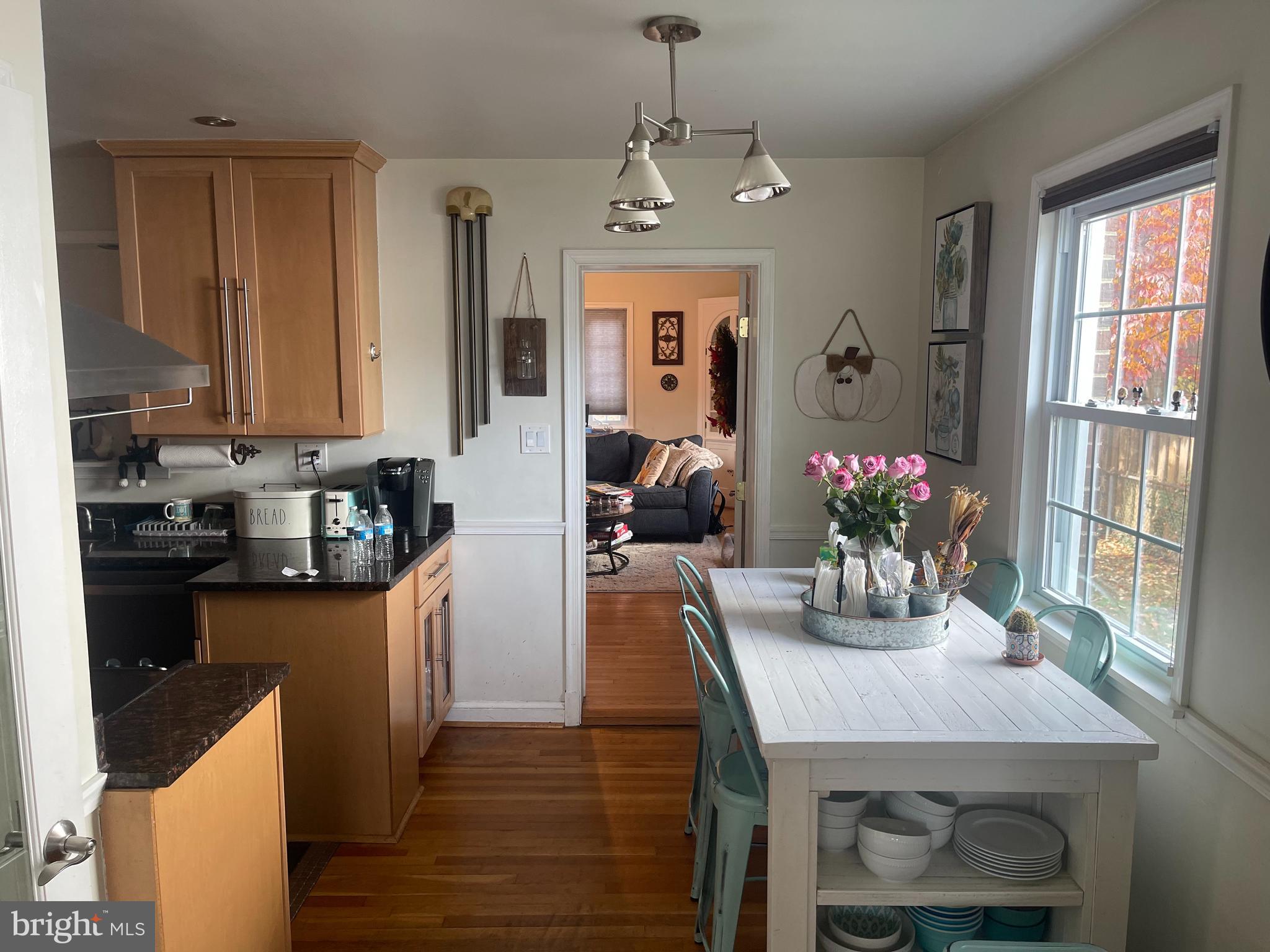 PARKWOOD - Residential Lease