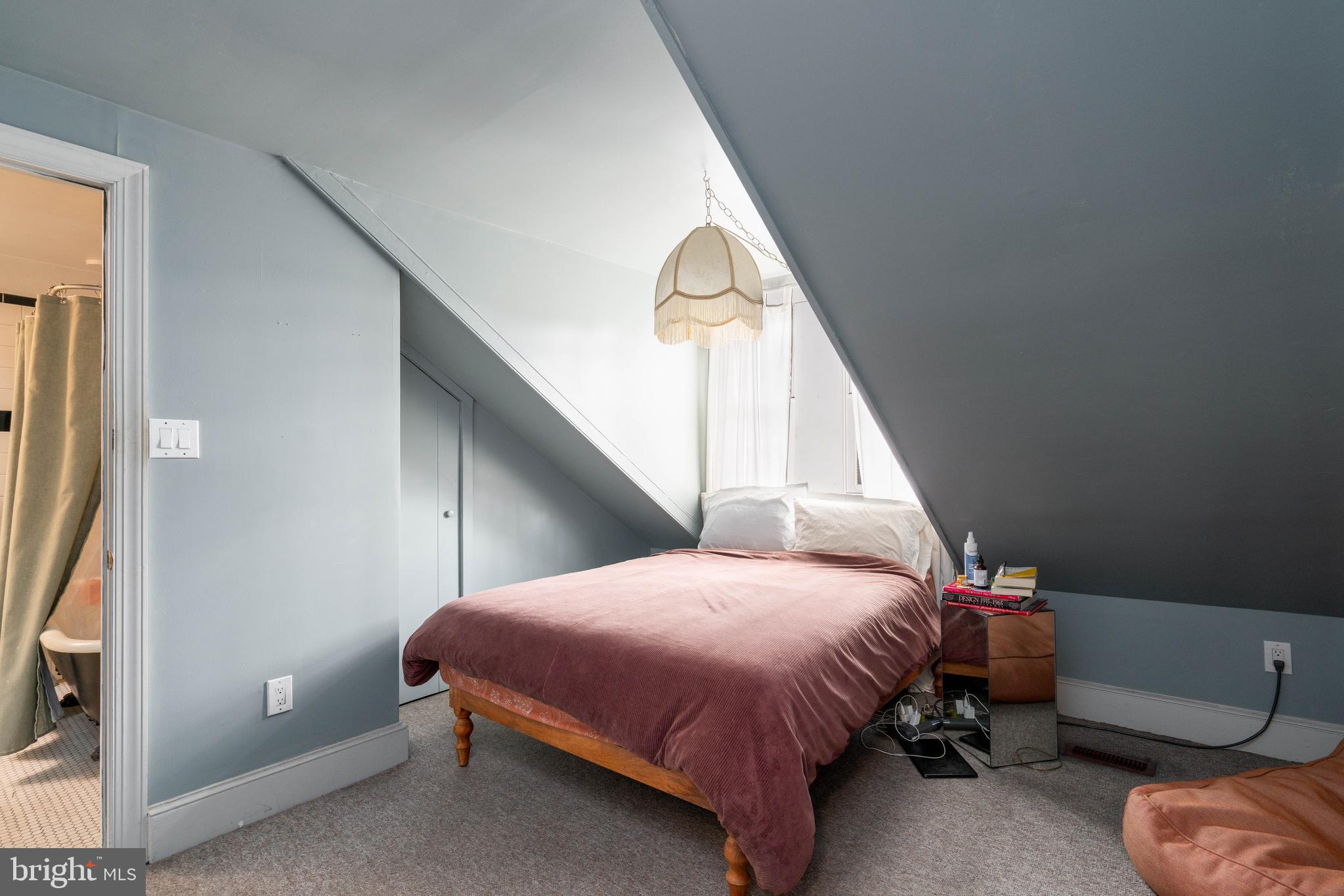 OLD CITY - Residential