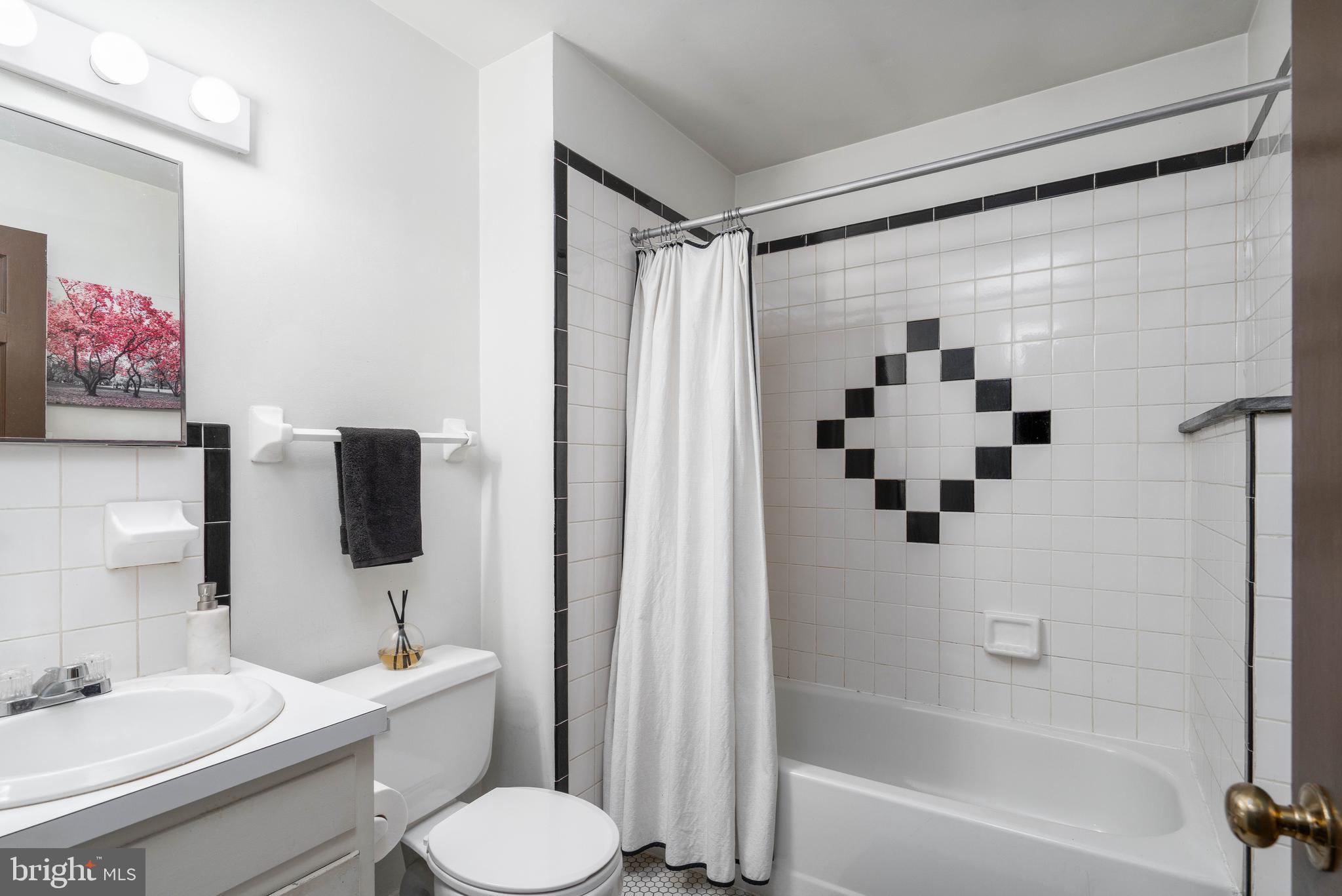 OLD CITY - Residential