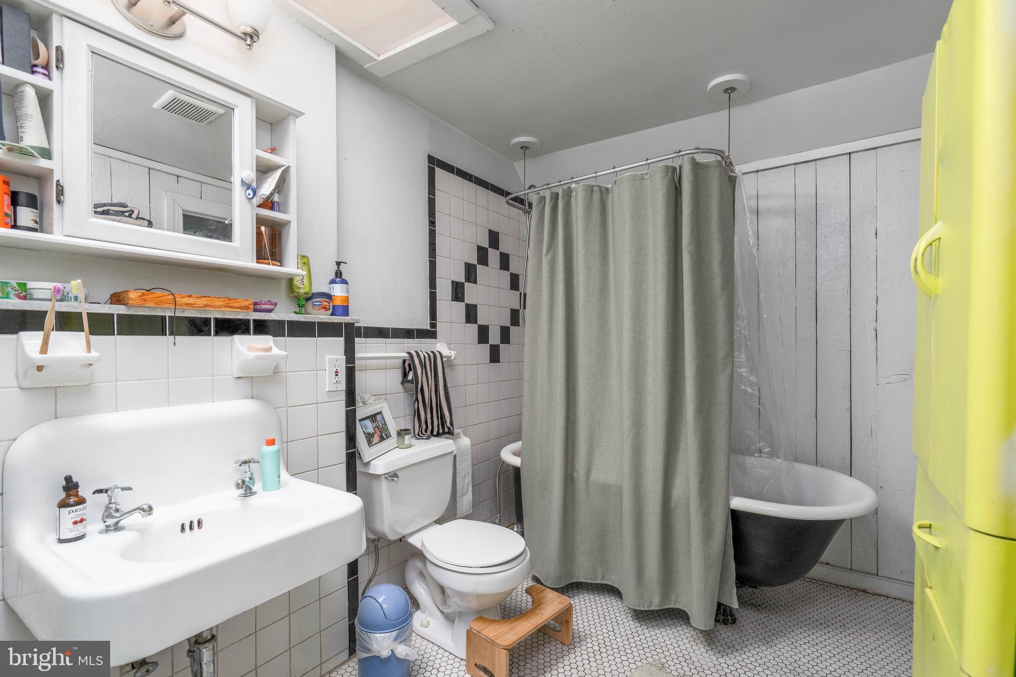 OLD CITY - Residential