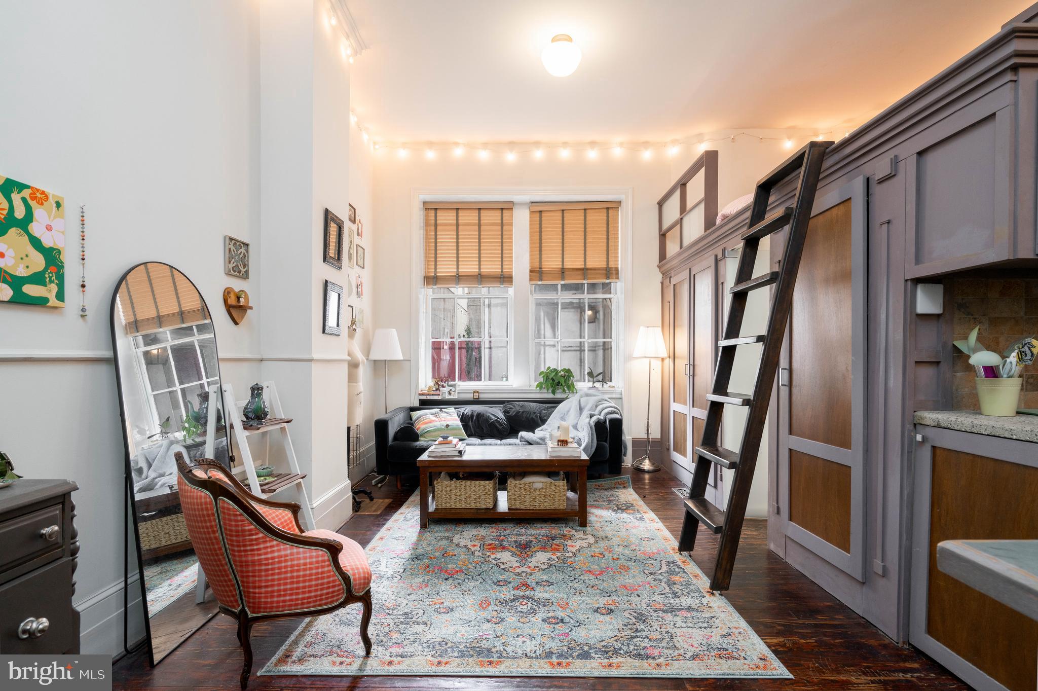 OLD CITY - Residential