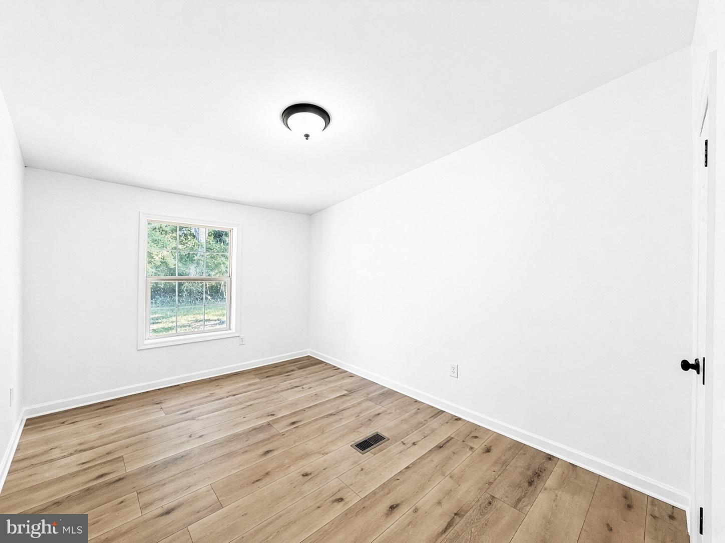 HILLCREST - Residential