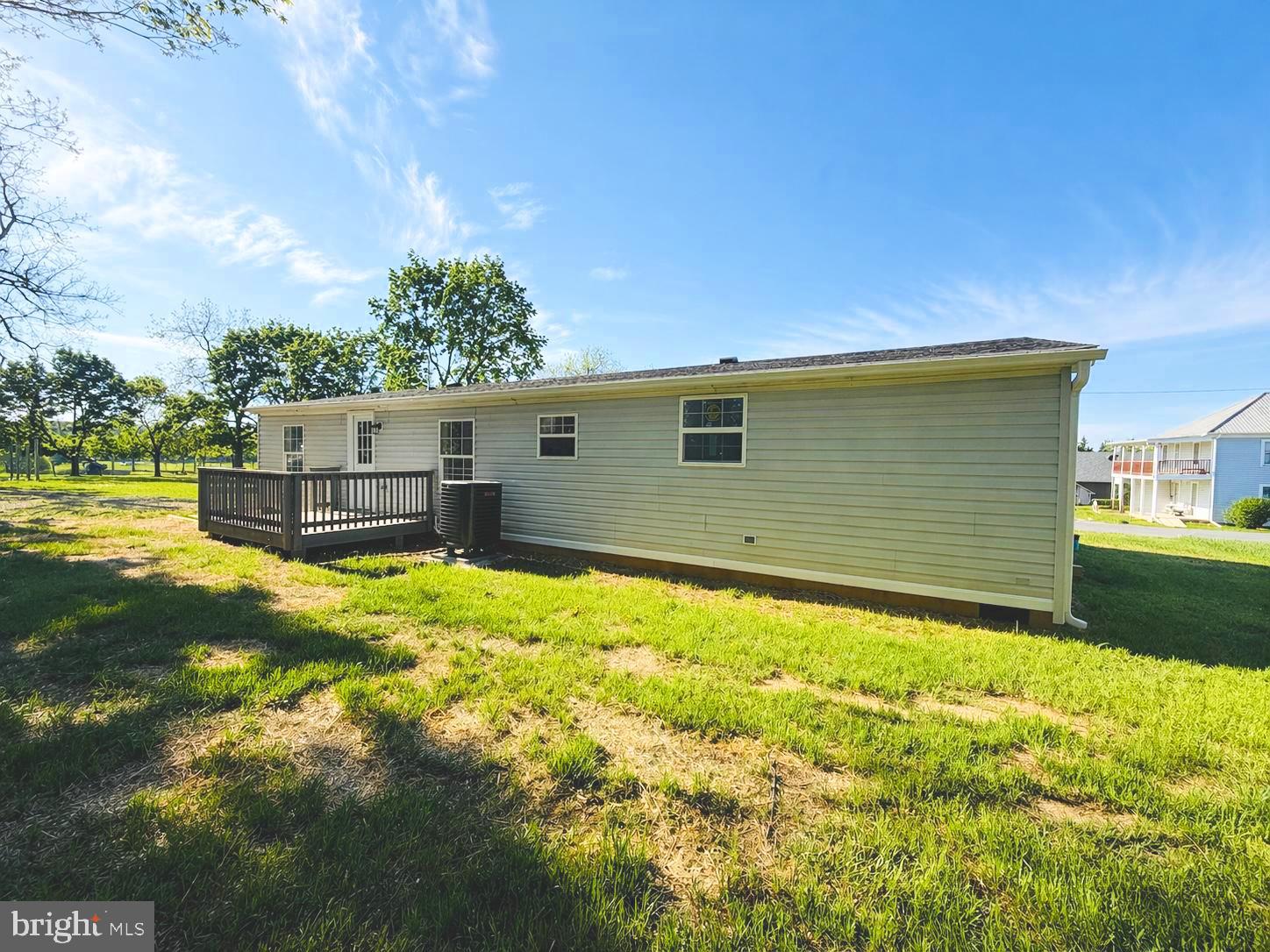 HILLCREST - Residential