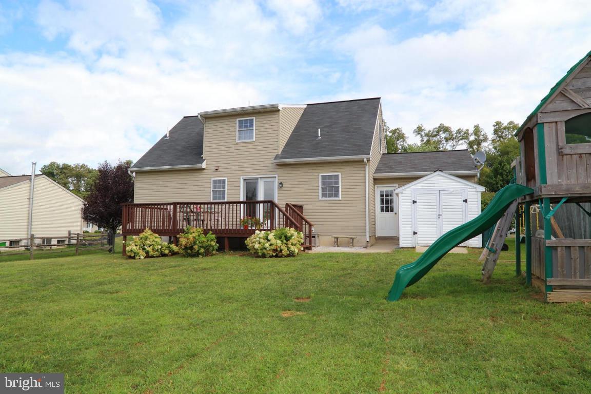 MEADOW VIEW VILLAGE - Residential