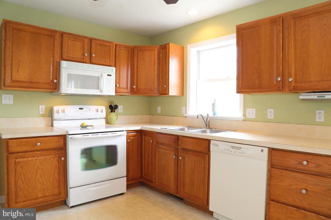 MEADOW VIEW VILLAGE - Residential