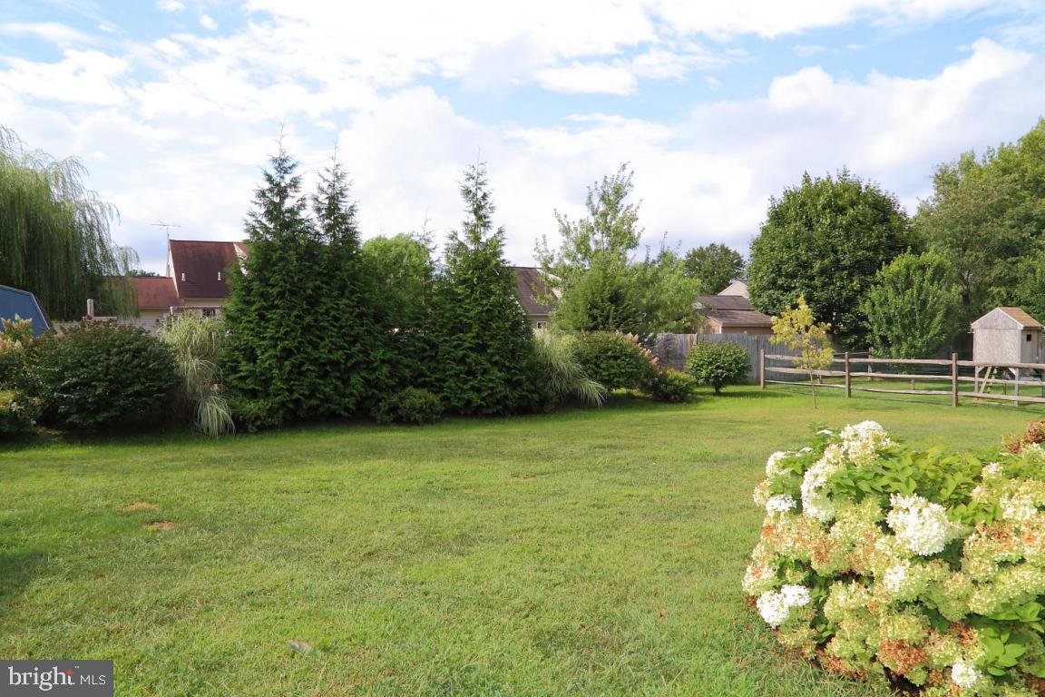 MEADOW VIEW VILLAGE - Residential