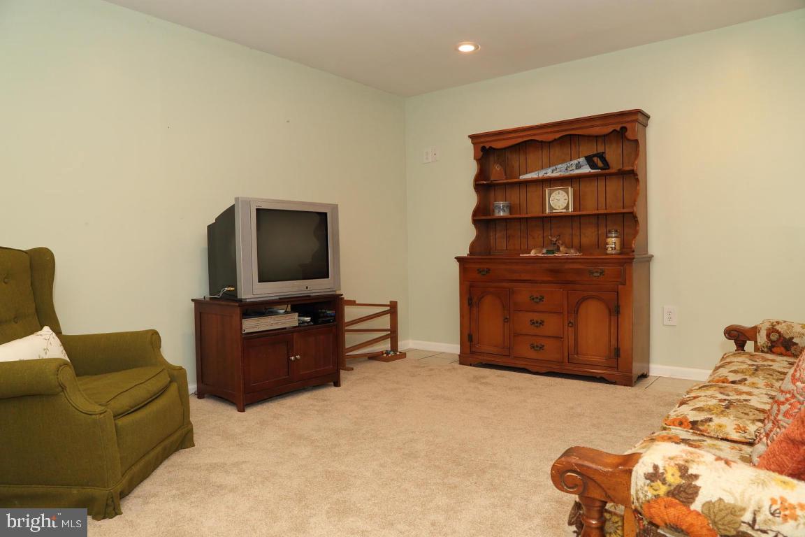 MEADOW VIEW VILLAGE - Residential