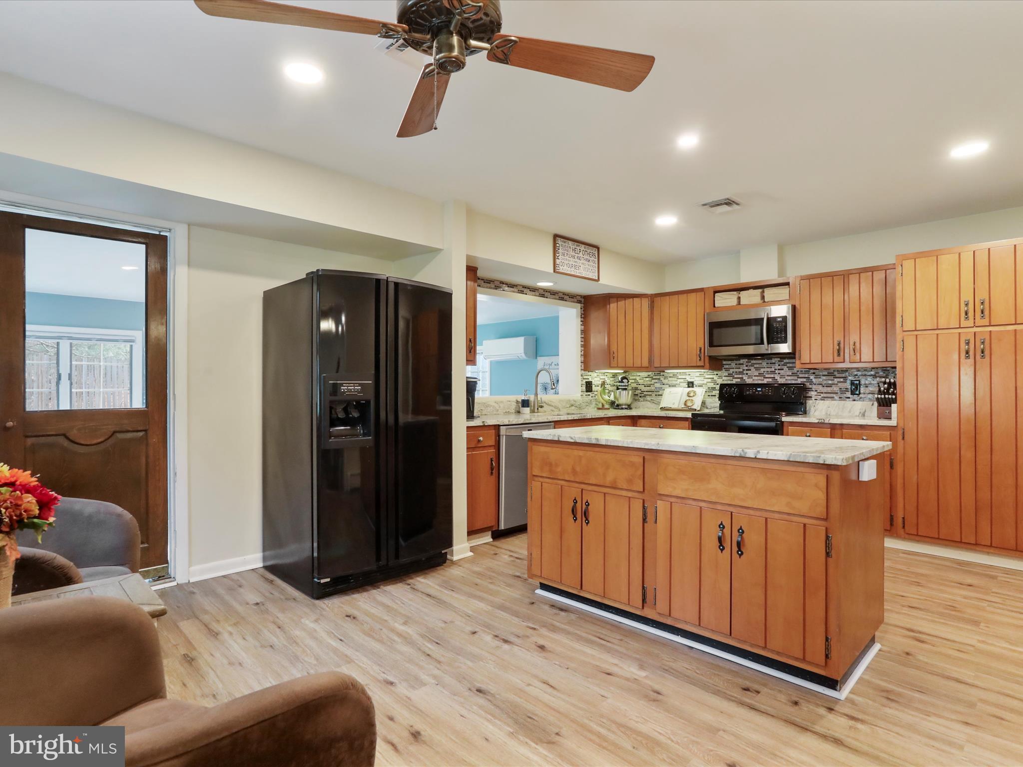 EASTVIEW - Residential