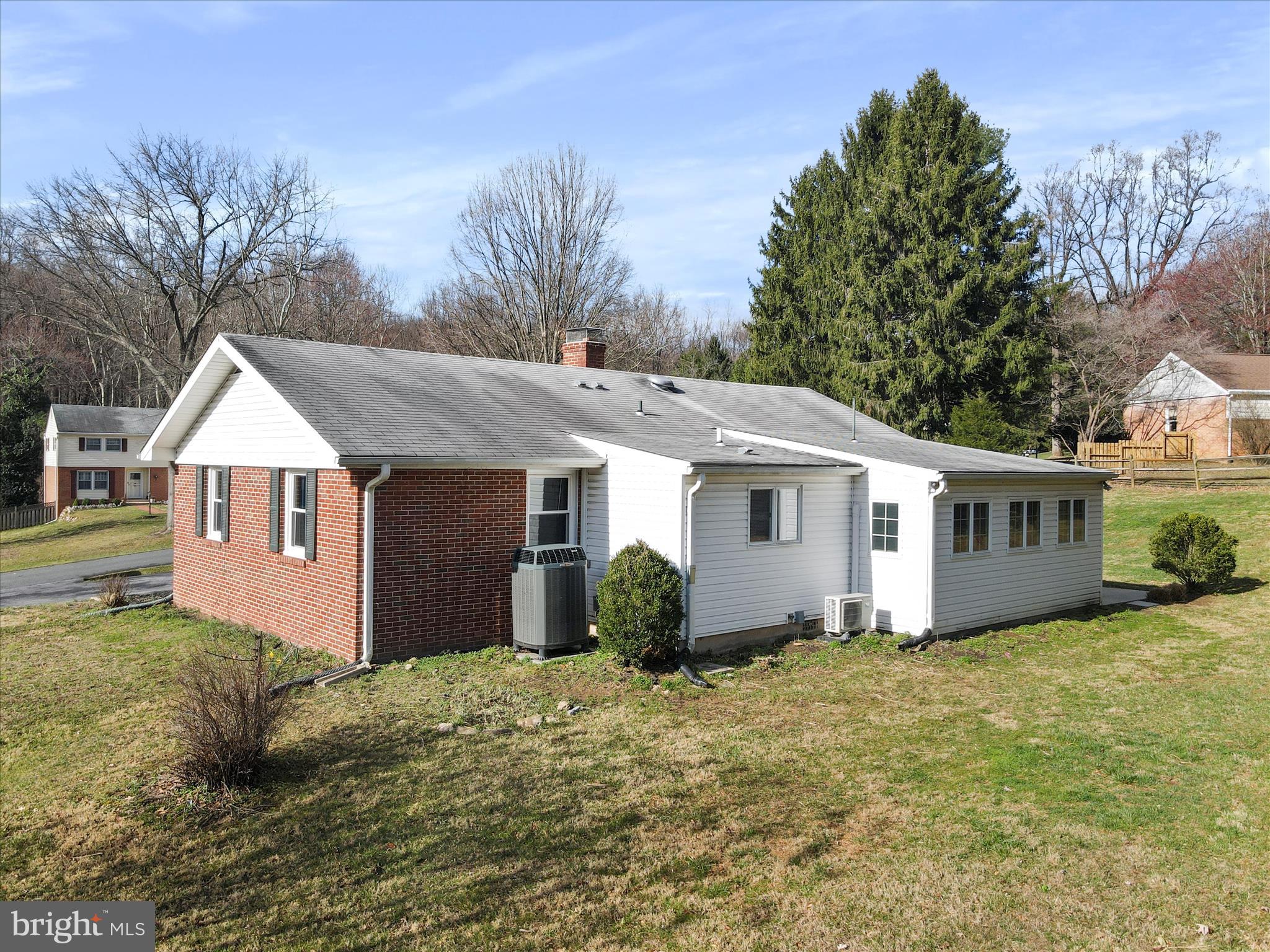 EASTVIEW - Residential