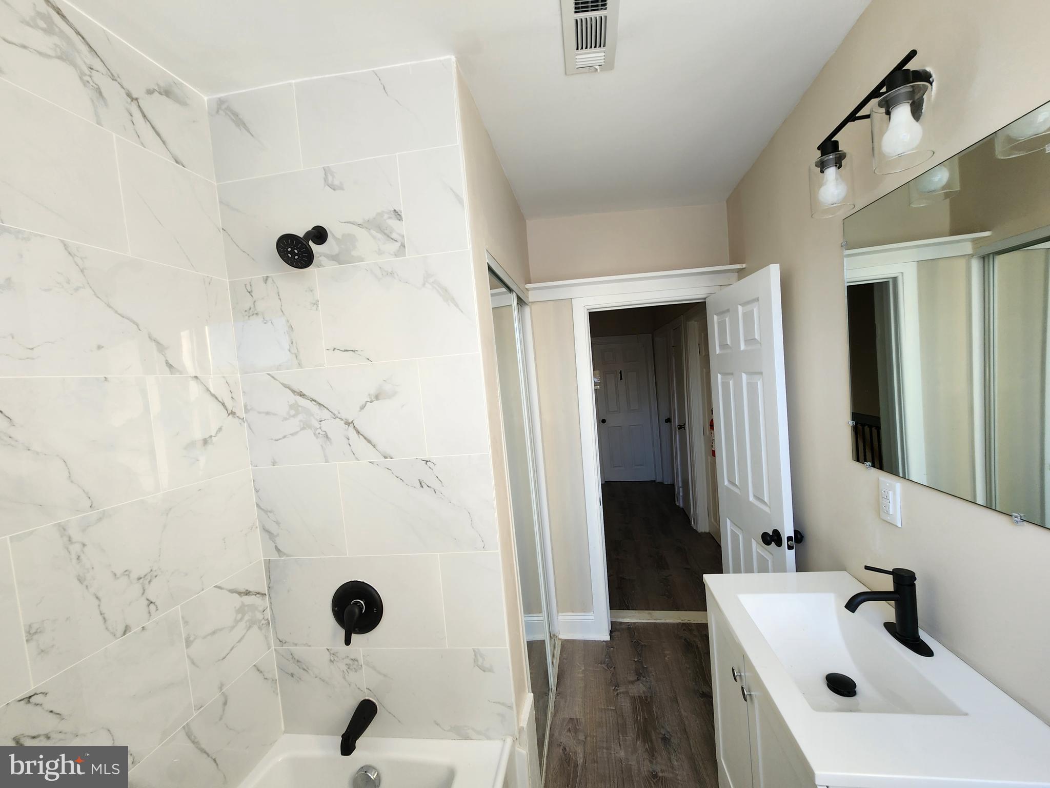 BURLEITH - LEIGHTON - Residential