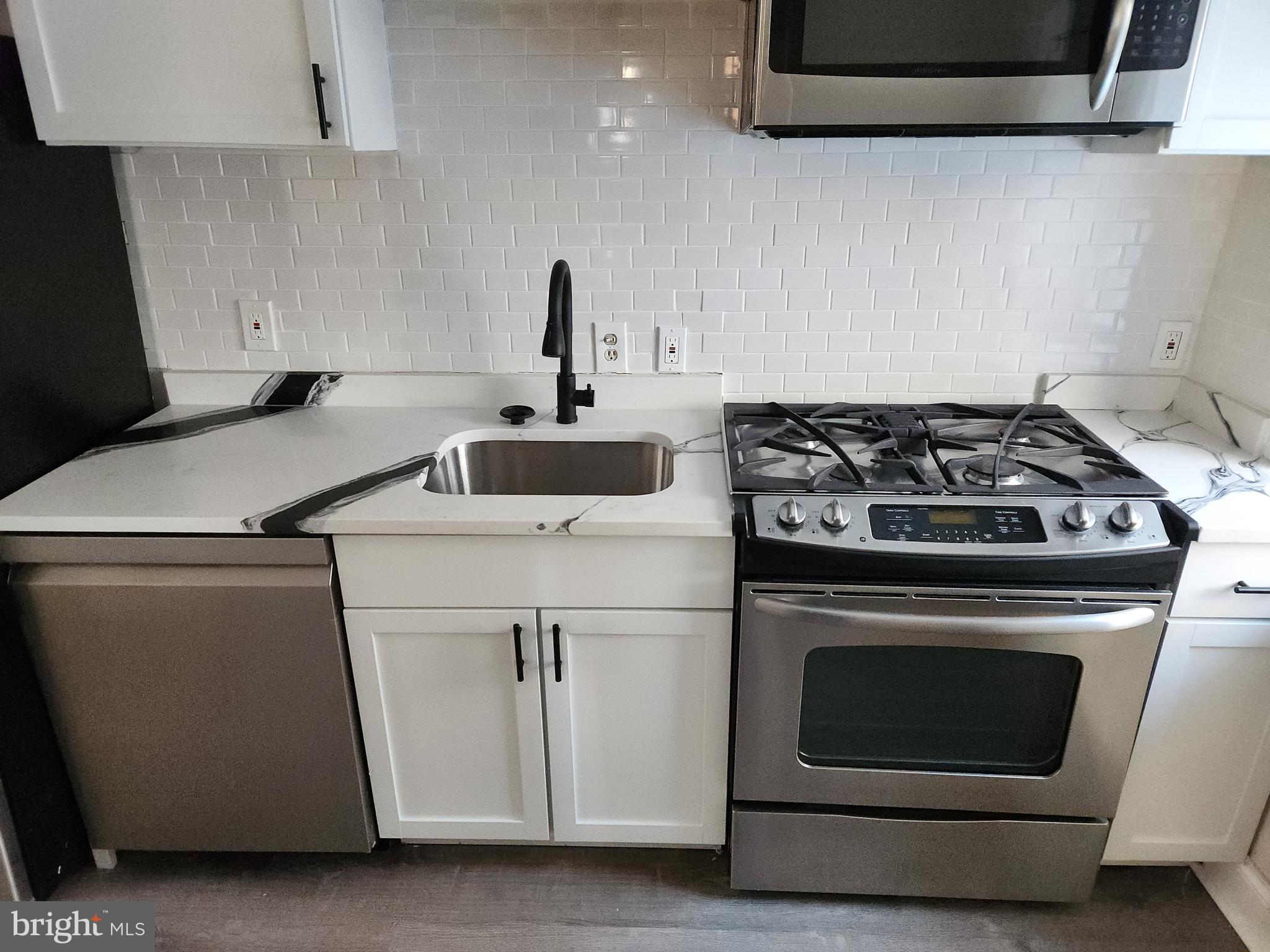 BURLEITH - LEIGHTON - Residential