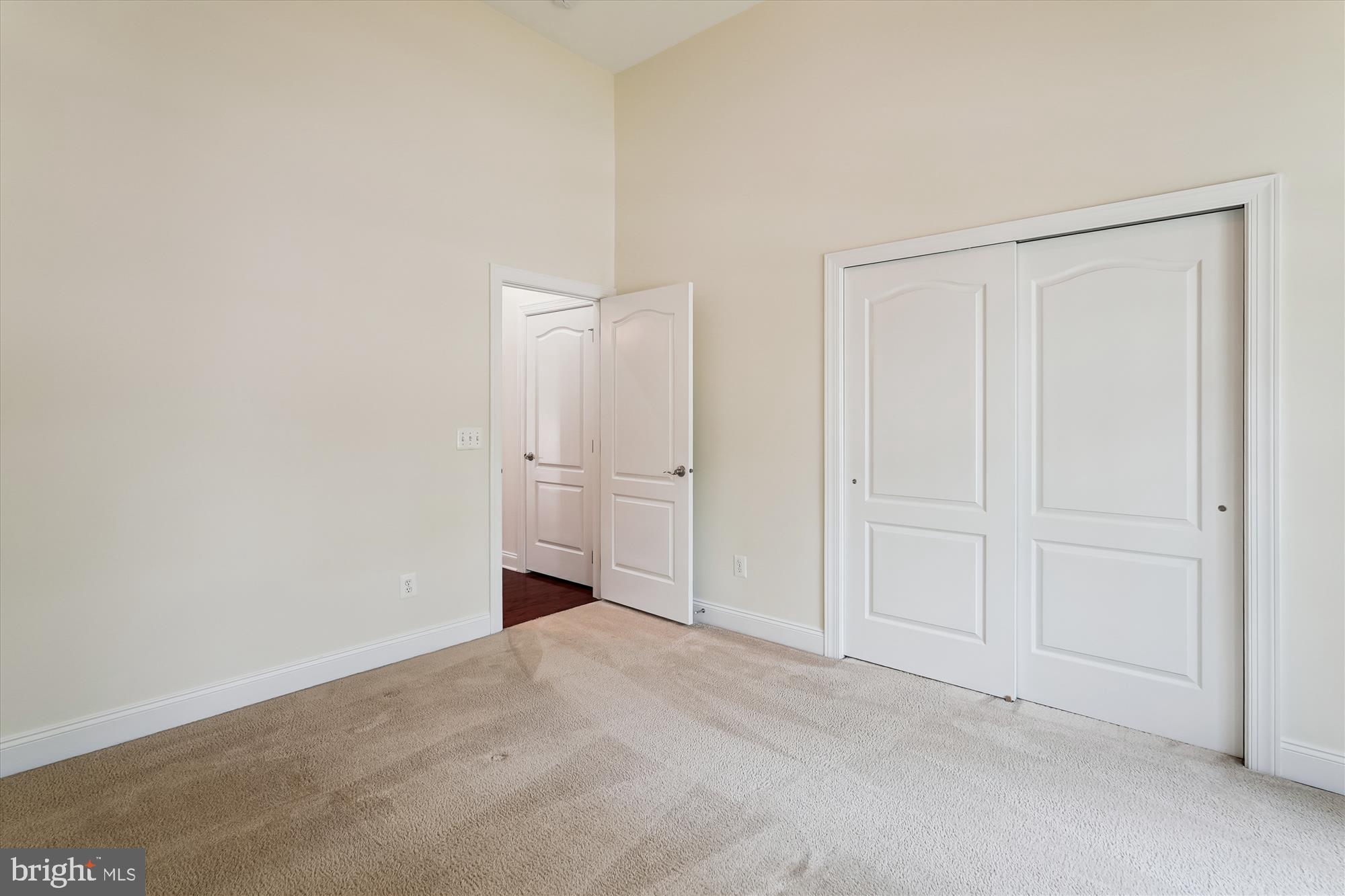 REGENCY AT DOMINION VALLEY - Residential