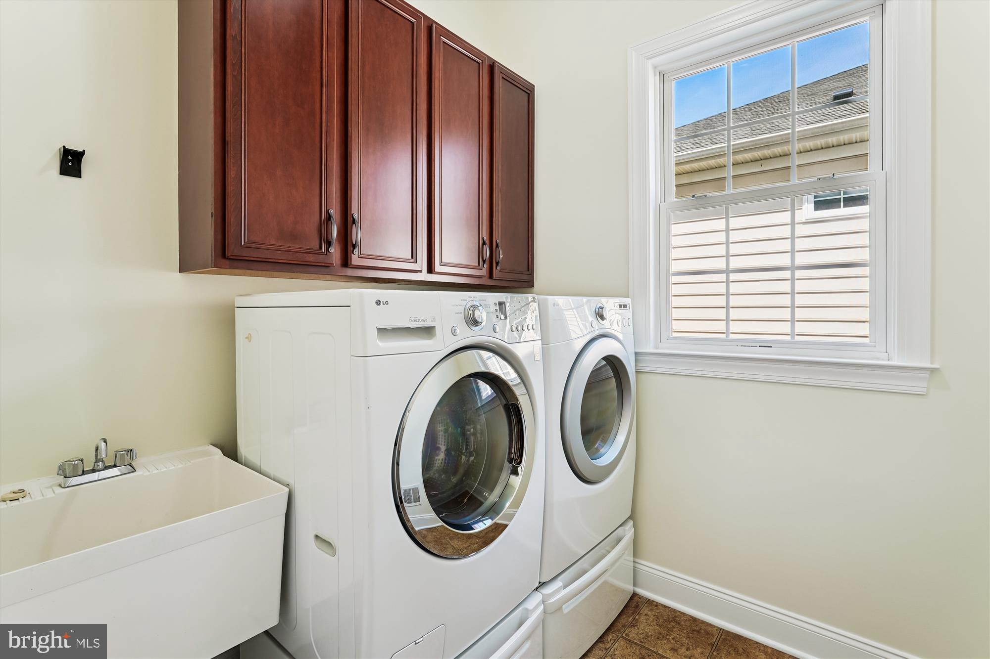 REGENCY AT DOMINION VALLEY - Residential