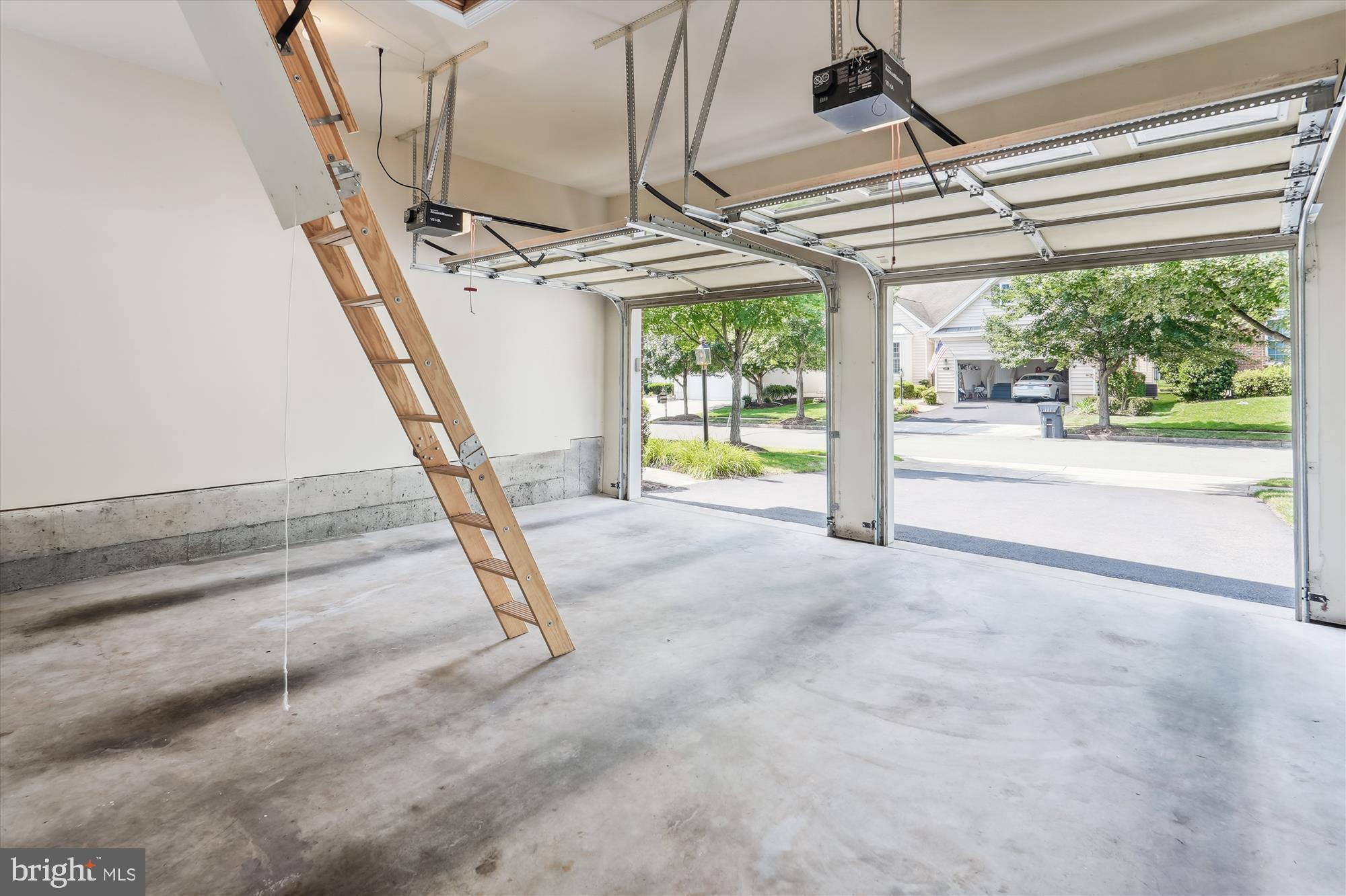 REGENCY AT DOMINION VALLEY - Residential