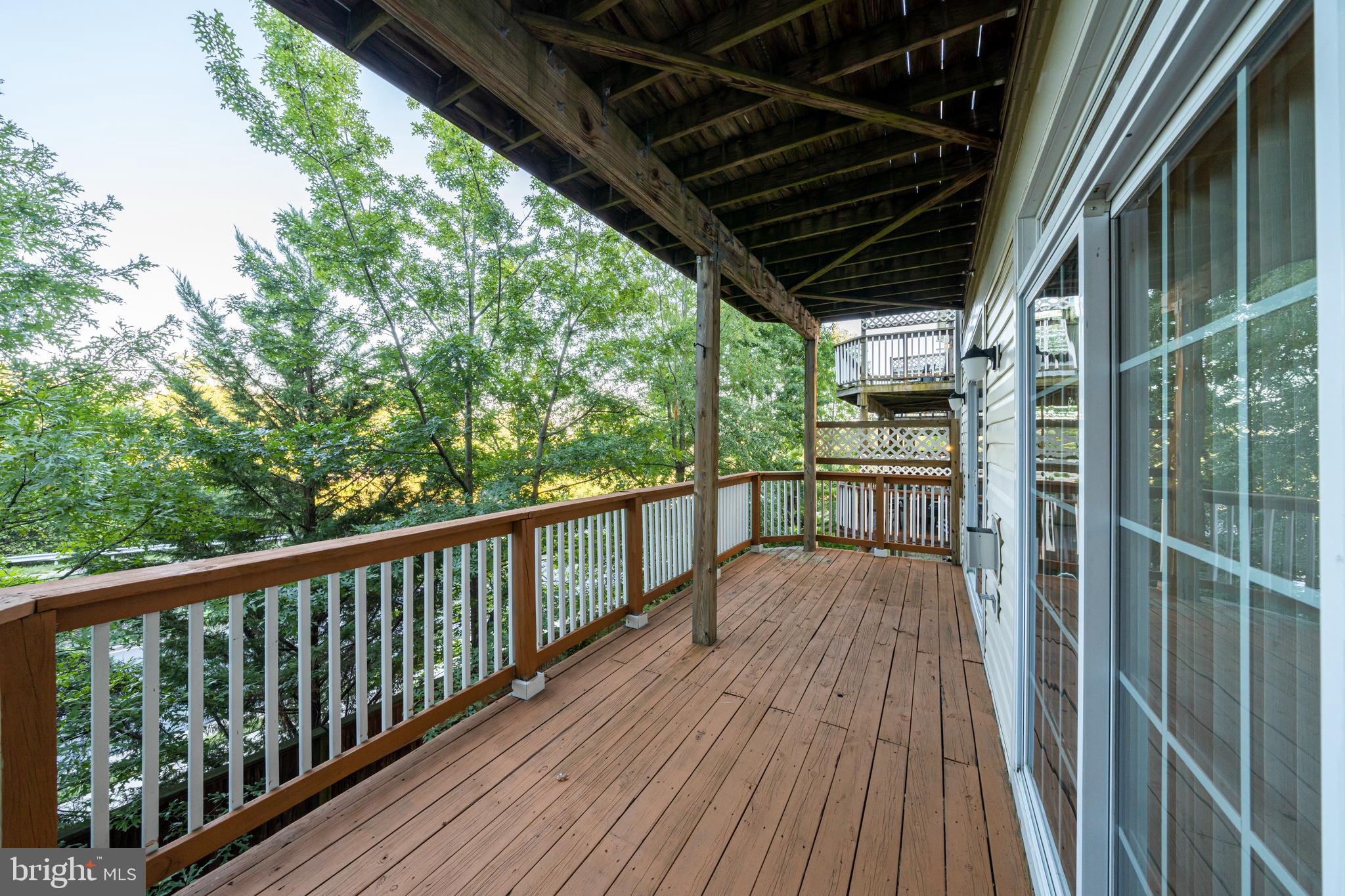 THE COMMONS ON WILLIAM SQUARE - Residential