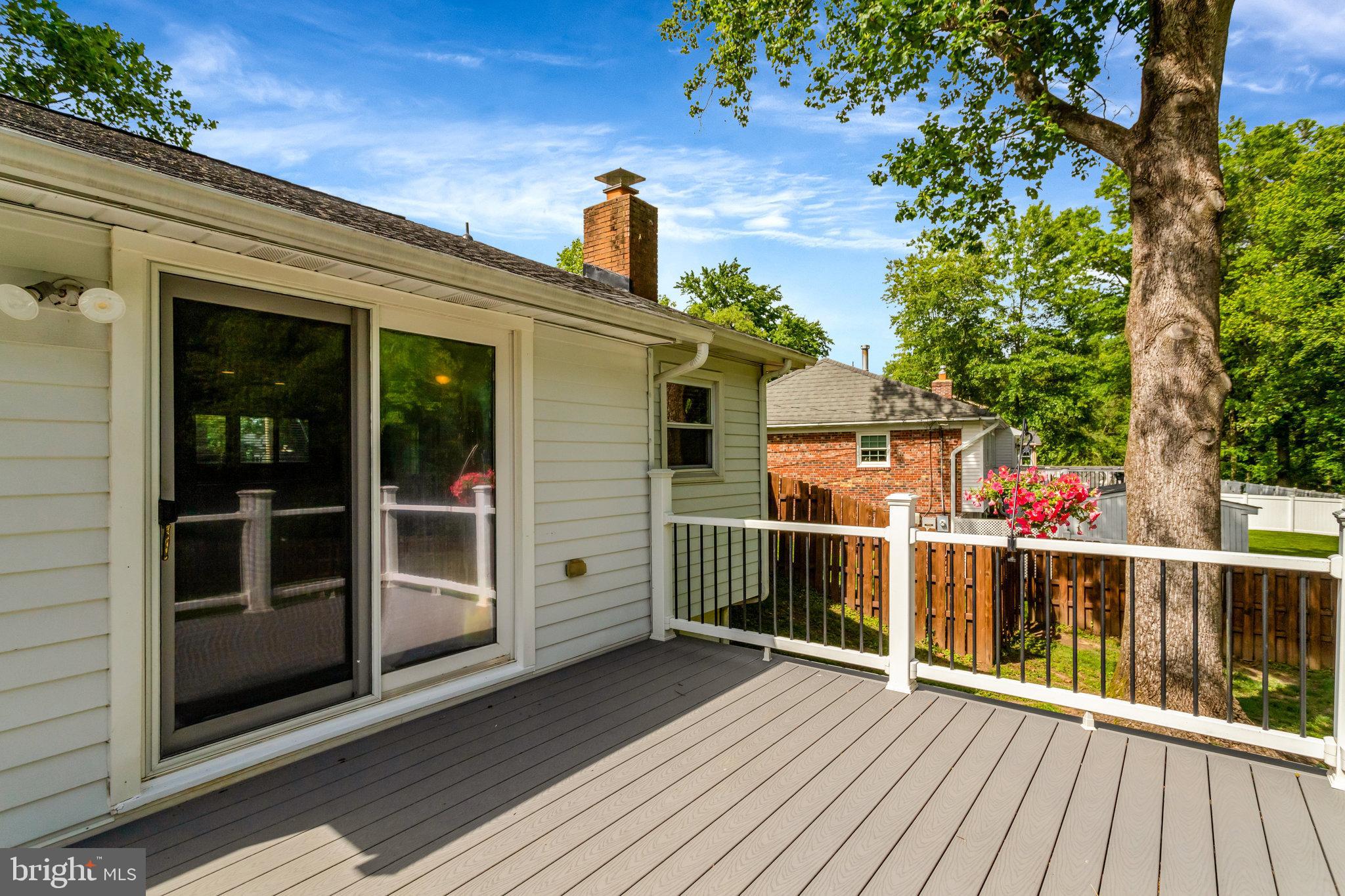 HAYFIELD FARM - Residential